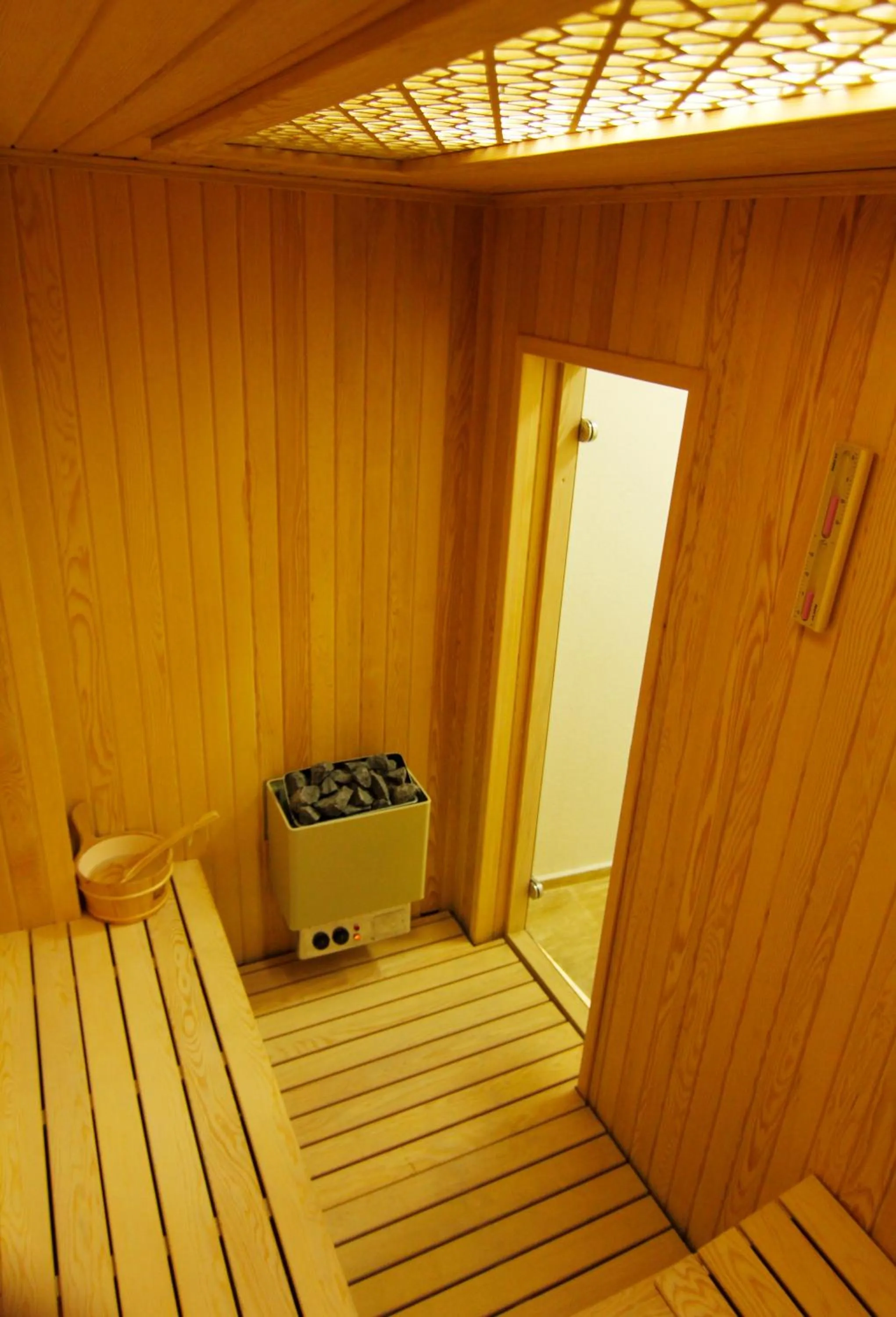 Entertainment in Zin D Home Otel Cekmeköy