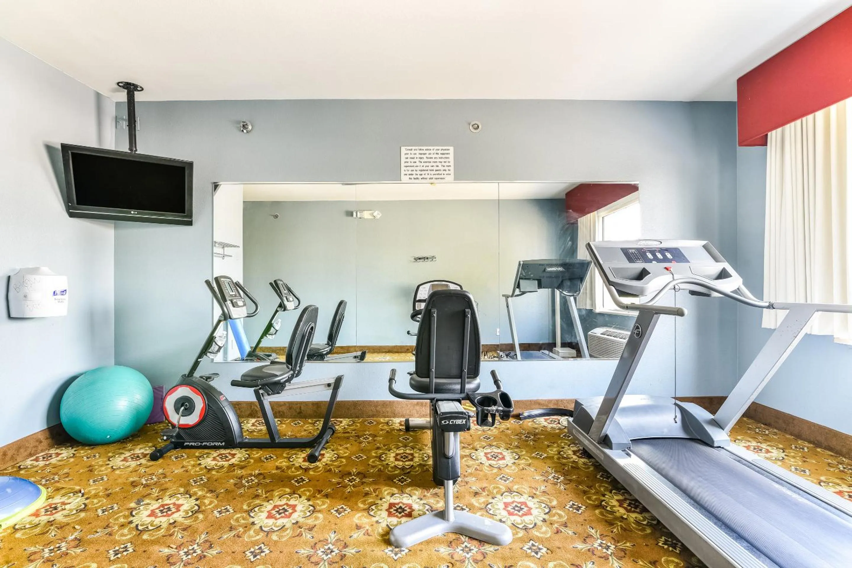 Fitness centre/facilities in OYO Townhouse Oklahoma City Airport