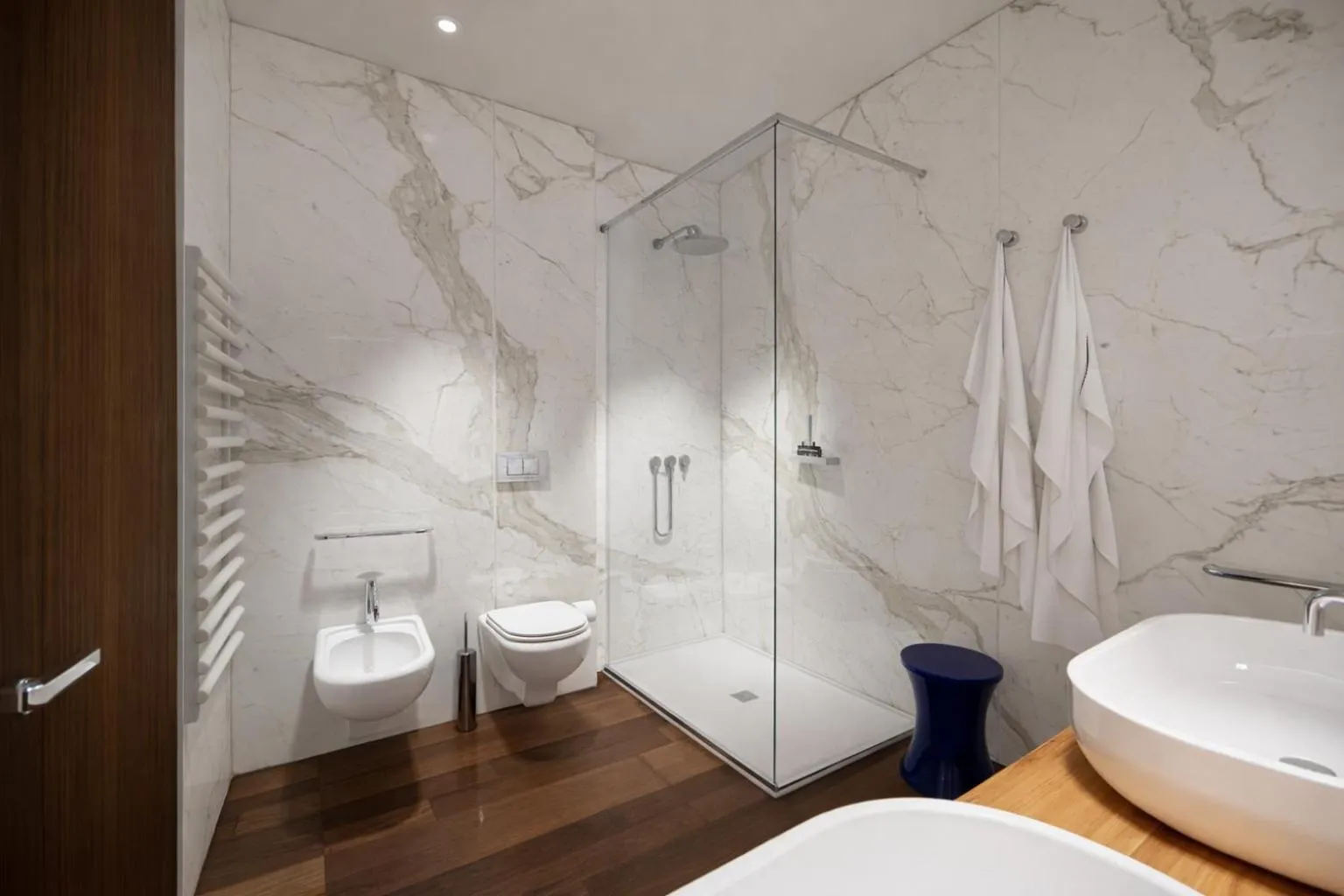 Shower in MarePineta Resort