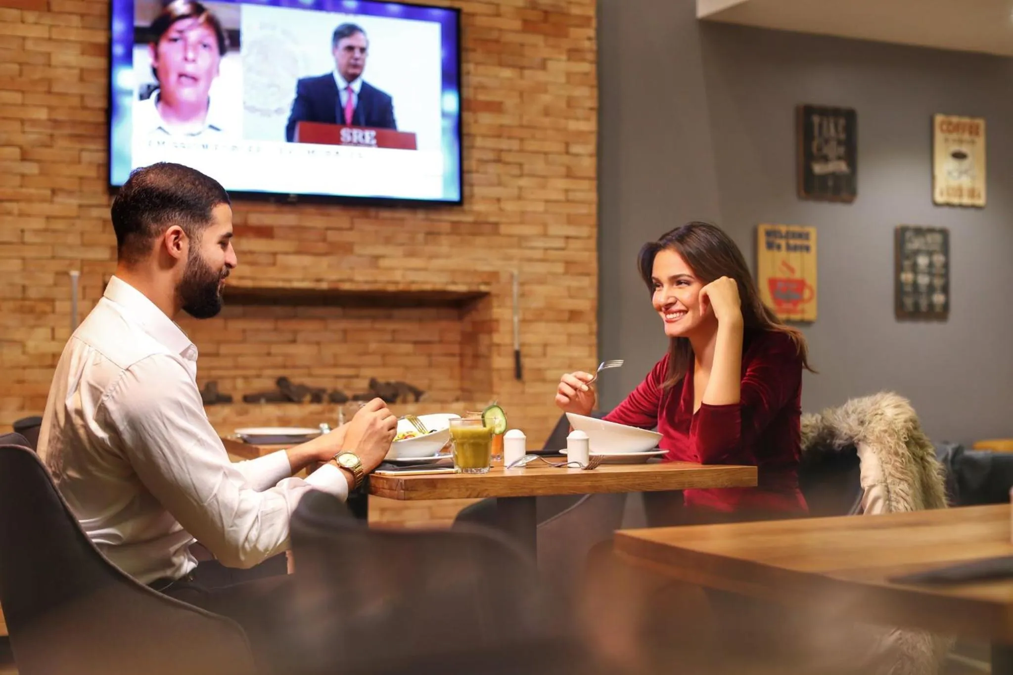 Food and drinks in Melliber Appart Hotel