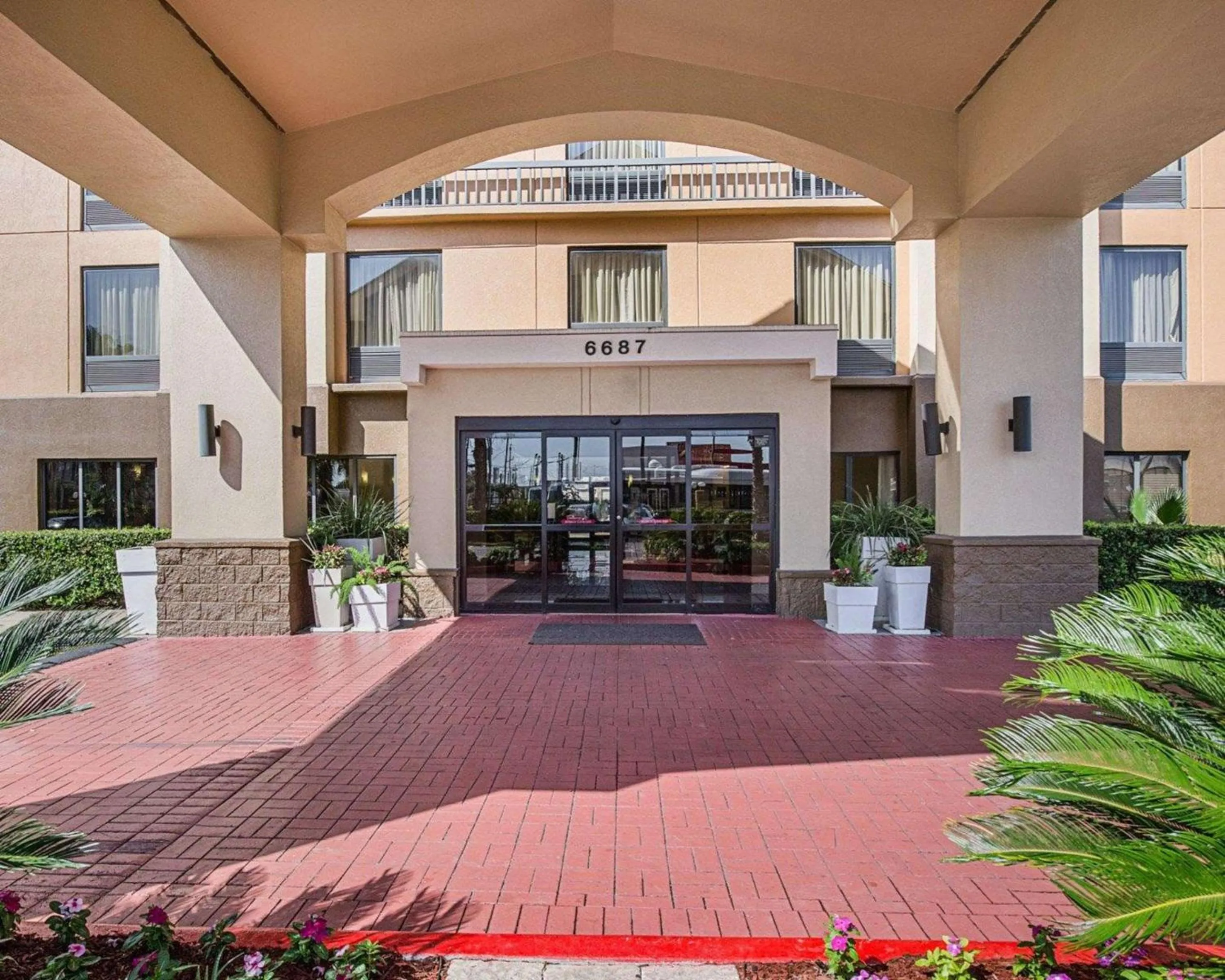 Property building in Comfort Inn Southwest Fwy at Westpark