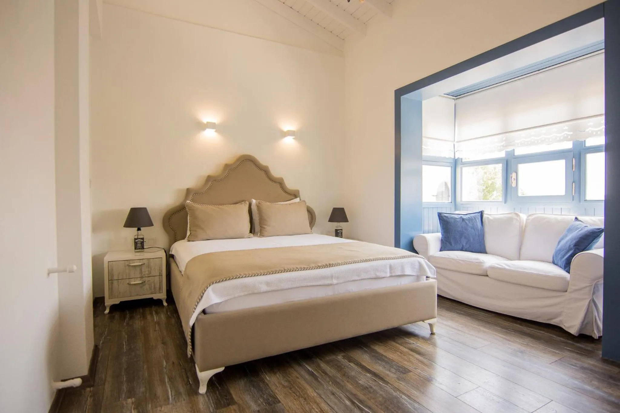 Photo of the whole room, Bed in Faro Alacati