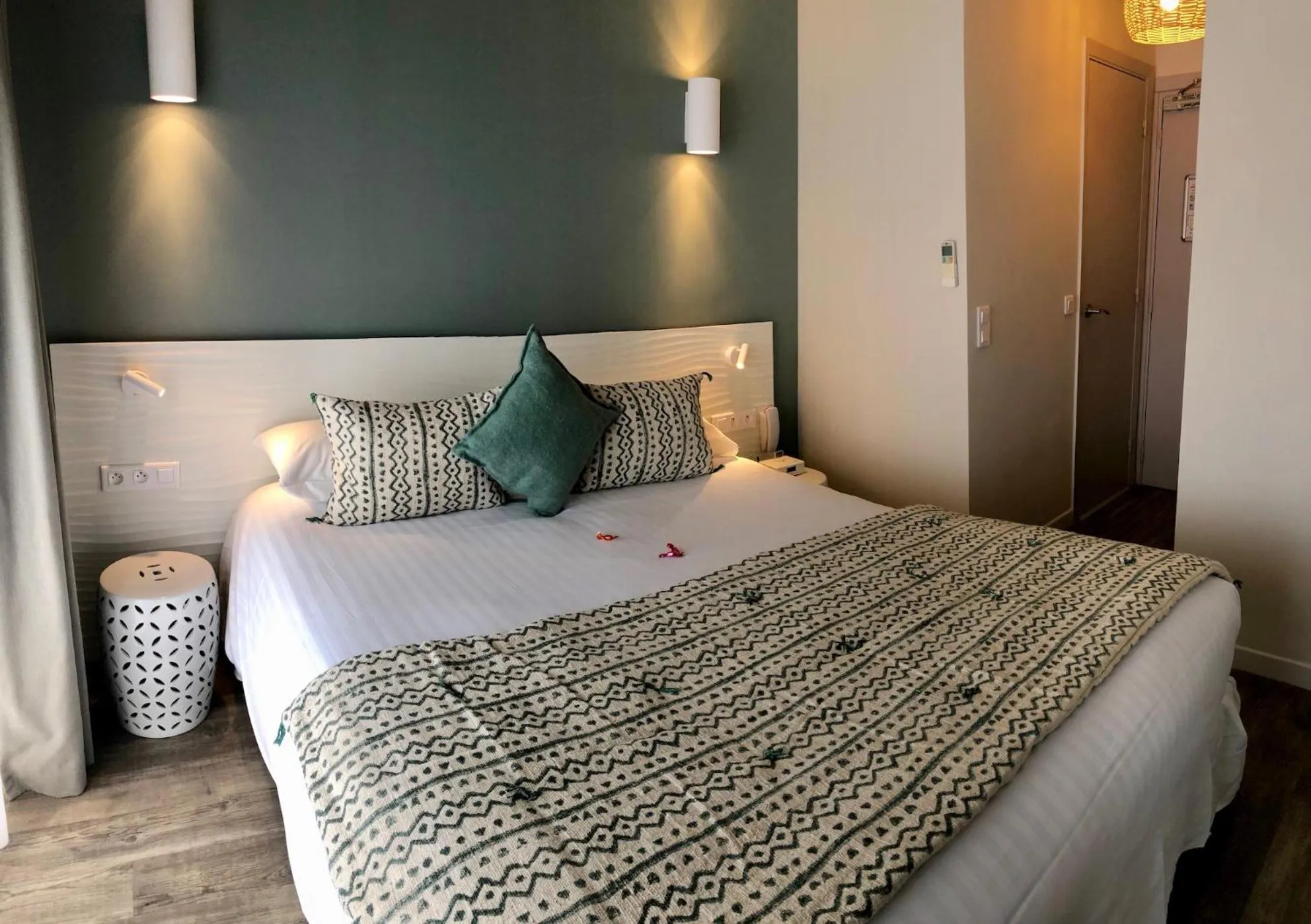 Bed in Boutique Hotel & Spa la Villa Cap Ferrat