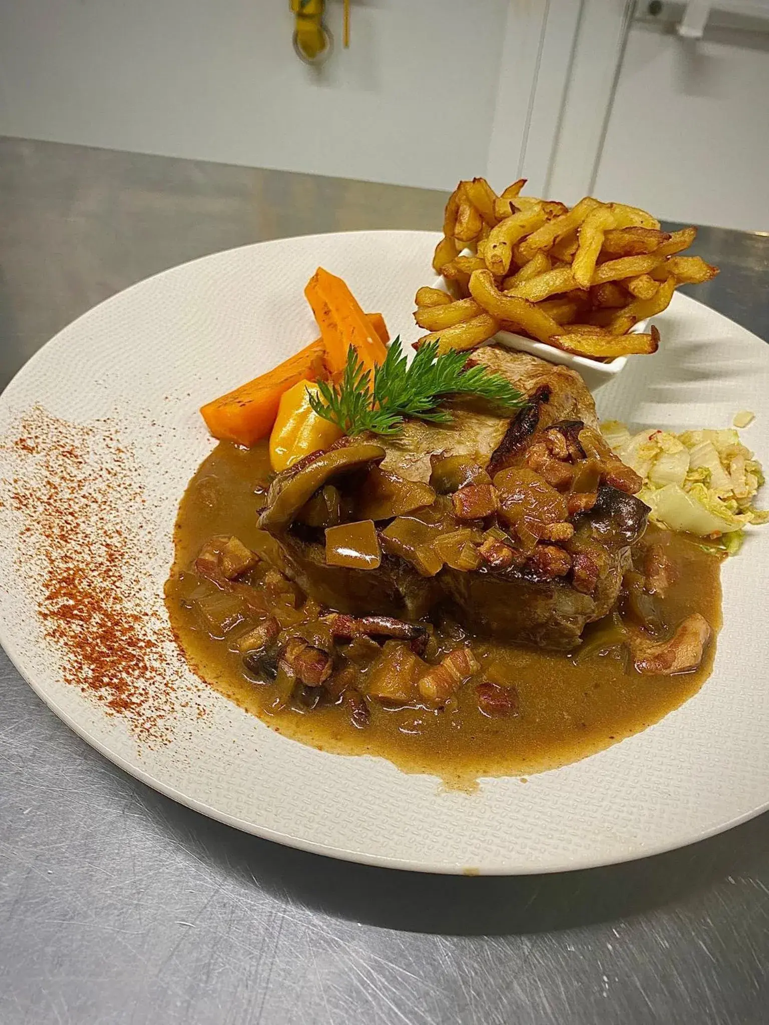 Logis Hôtel & Restaurant d'Angleterre Logis Hôtel & Restaurant d'Angleterre