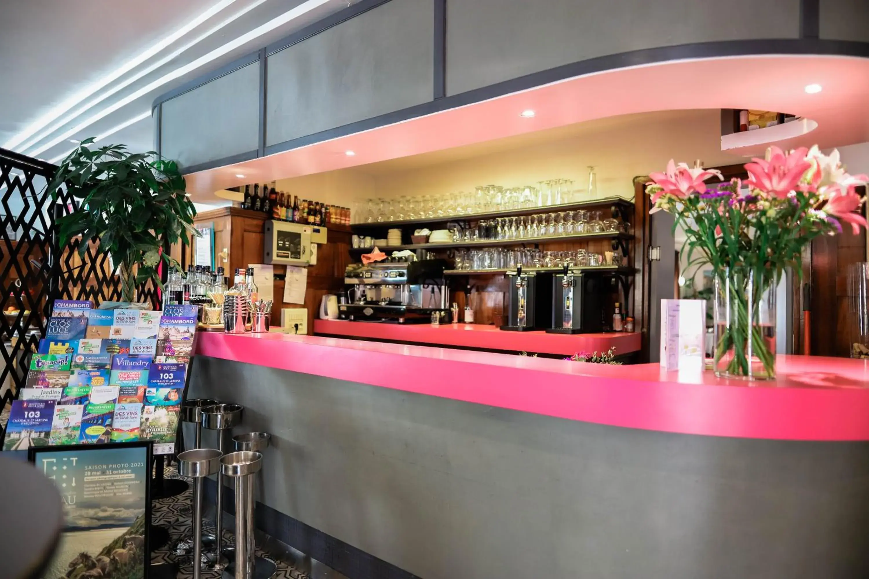 Logis Hôtel & Restaurant d'Angleterre Logis Hôtel & Restaurant d'Angleterre