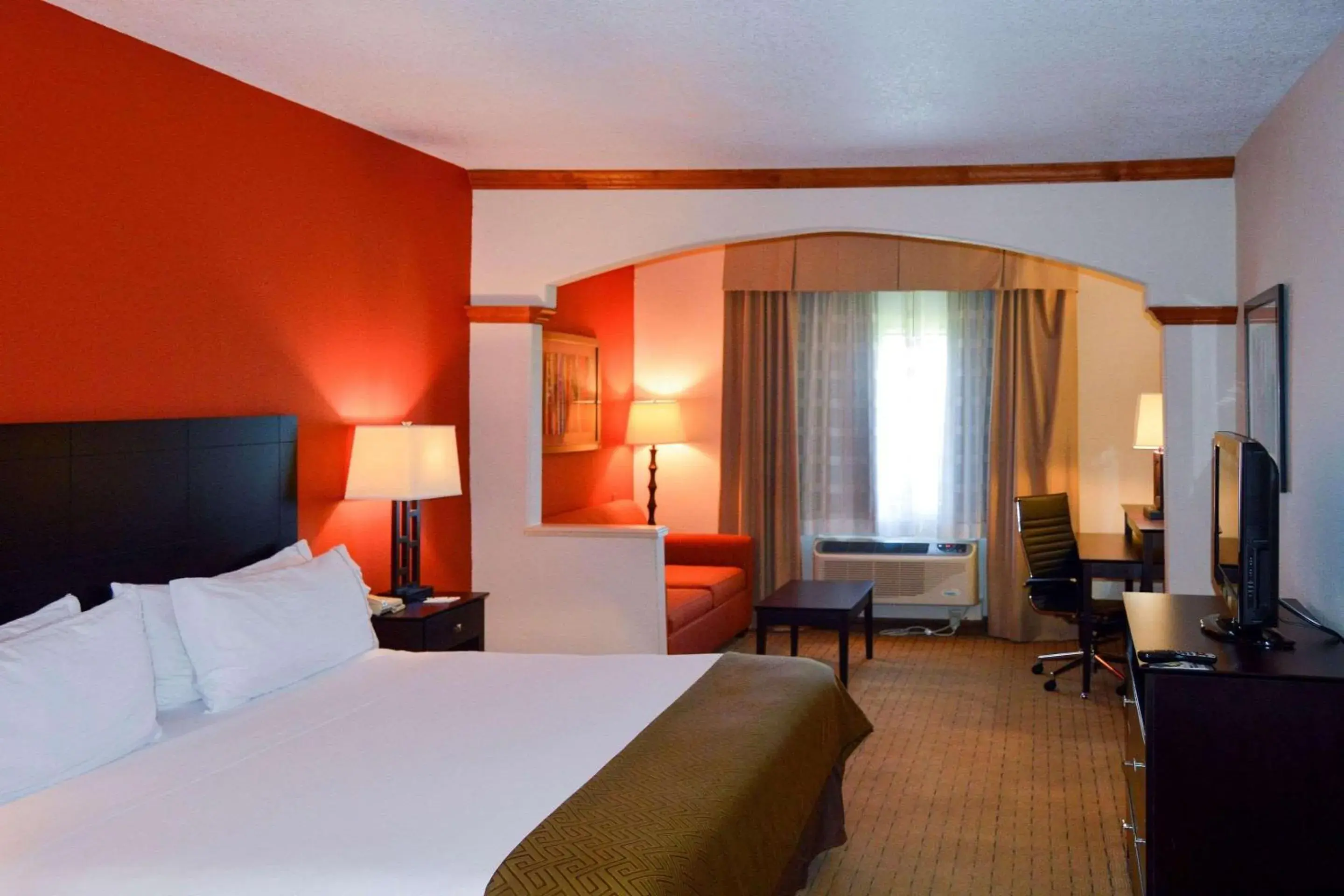 Bedroom, Bed in Country Inn & Suites by Radisson, Houston Northwest, TX Bedroom, Bed in Country Inn & Suites by Radisson, Houston Northwest, TX
