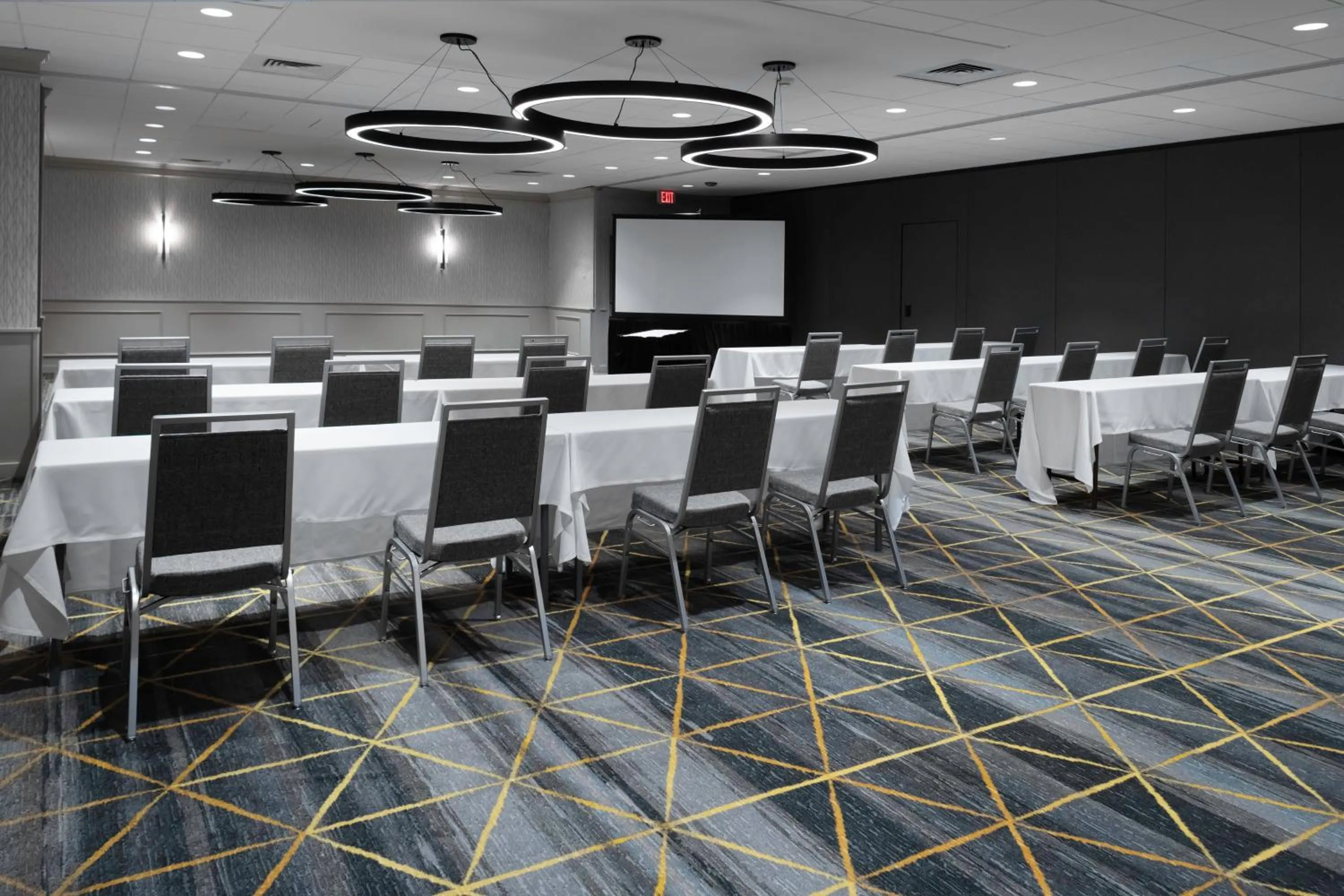 Meeting/conference room in Holiday Inn & Suites Marlborough, an IHG Hotel 