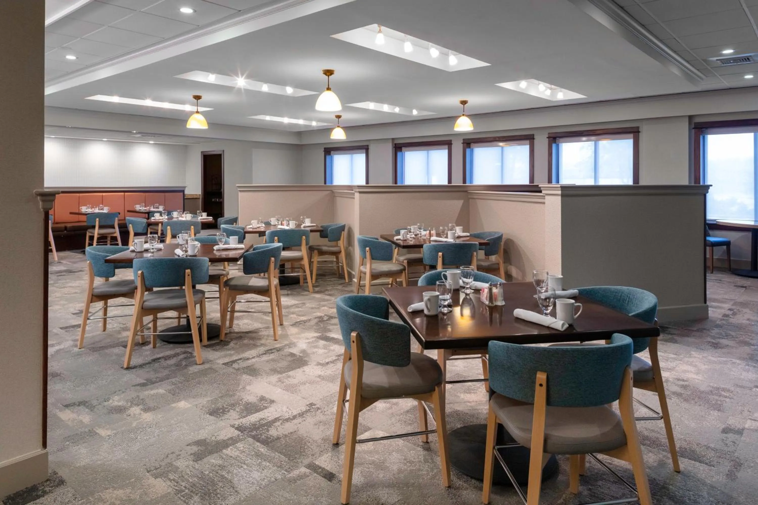 Restaurant/Places to Eat in Holiday Inn & Suites Marlborough, an IHG Hotel 