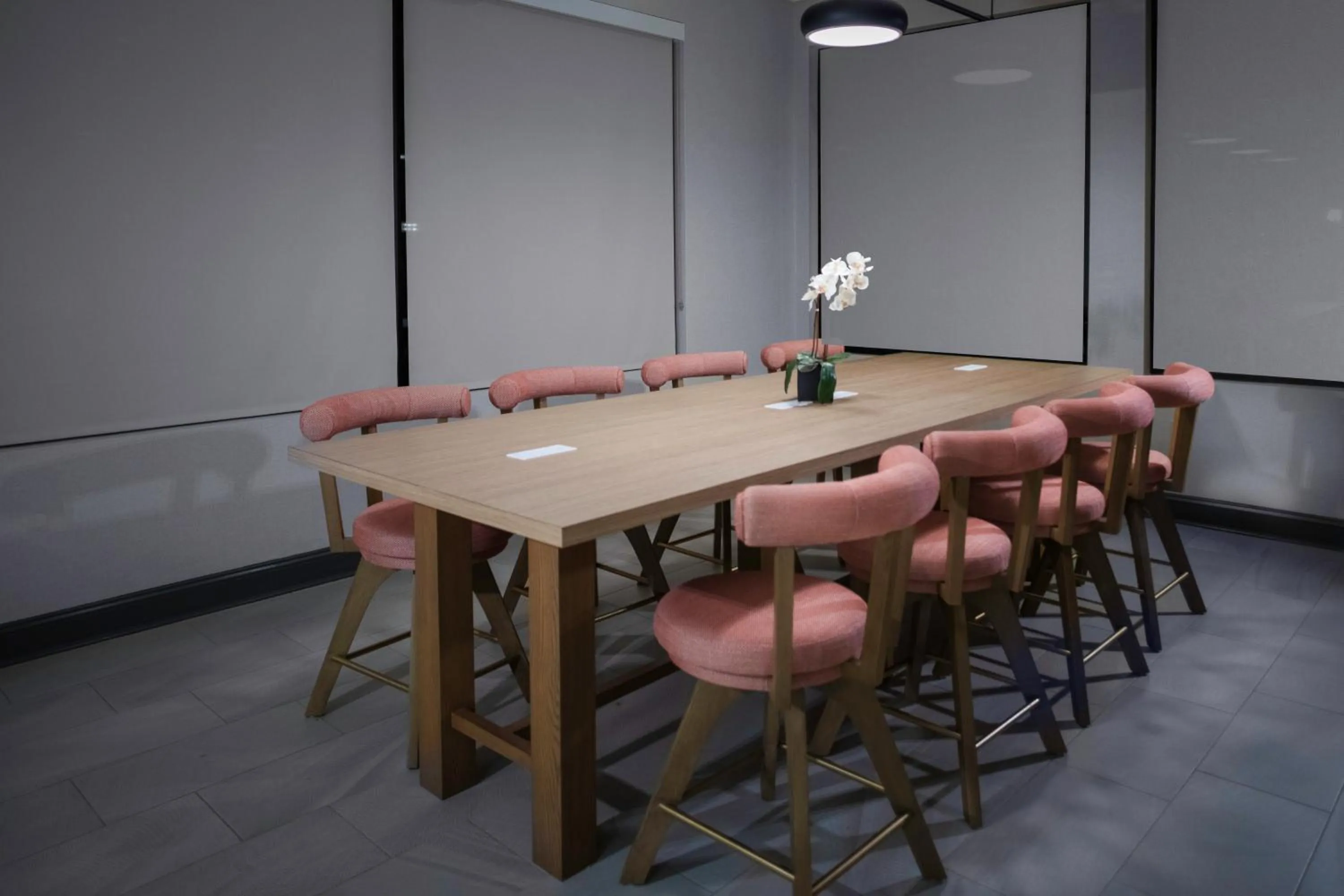 Business facilities in Holiday Inn & Suites Marlborough, an IHG Hotel 