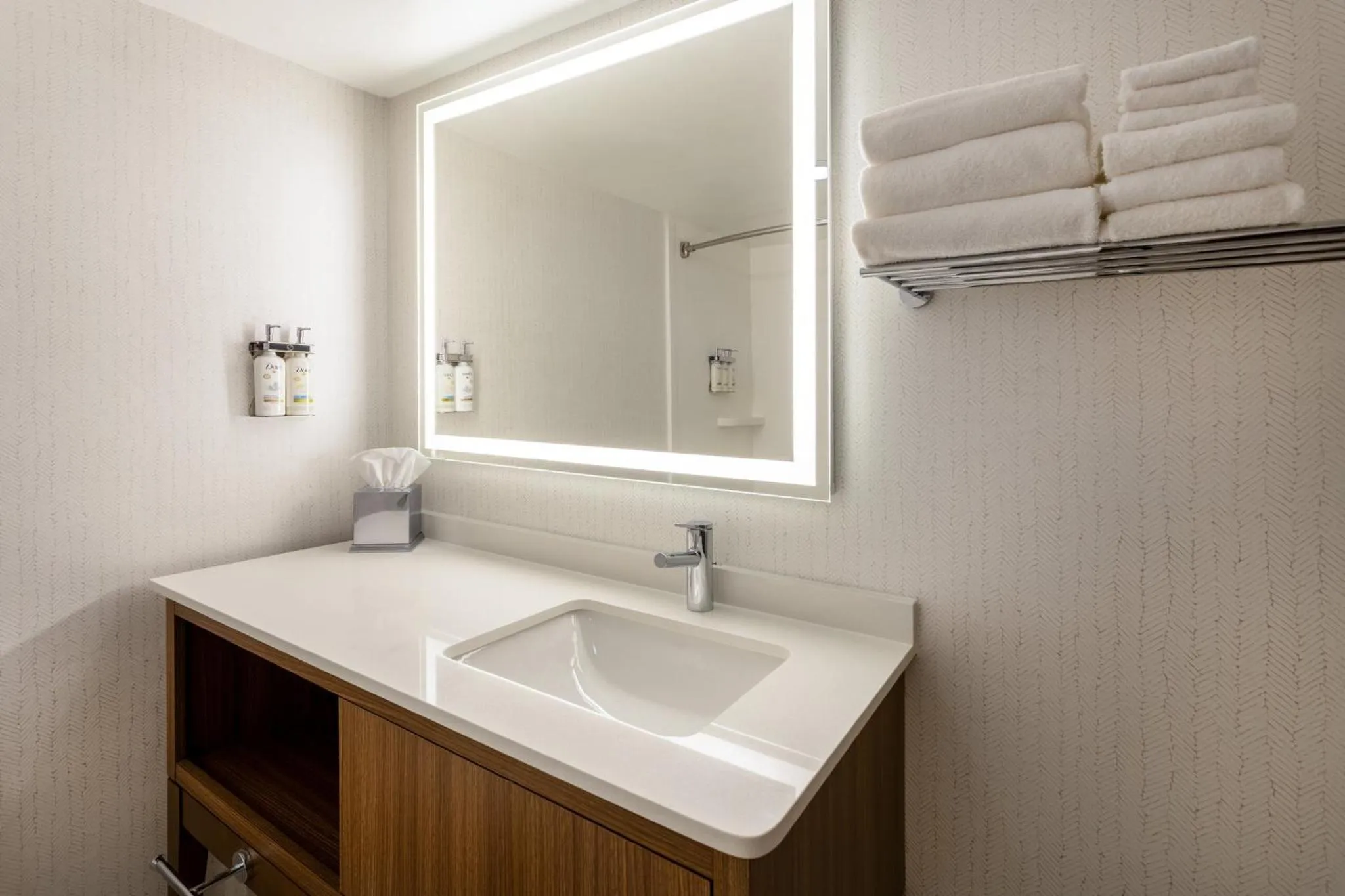 Photo of the whole room in Holiday Inn Columbia East-Jessup by IHG