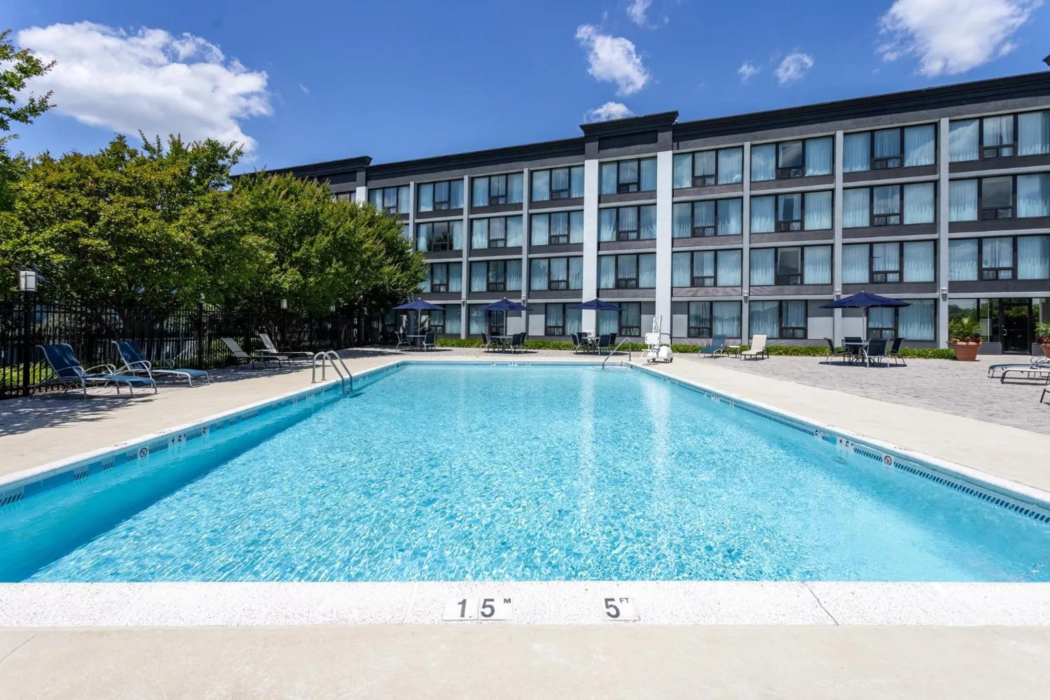 Swimming pool in Holiday Inn Columbia East-Jessup by IHG