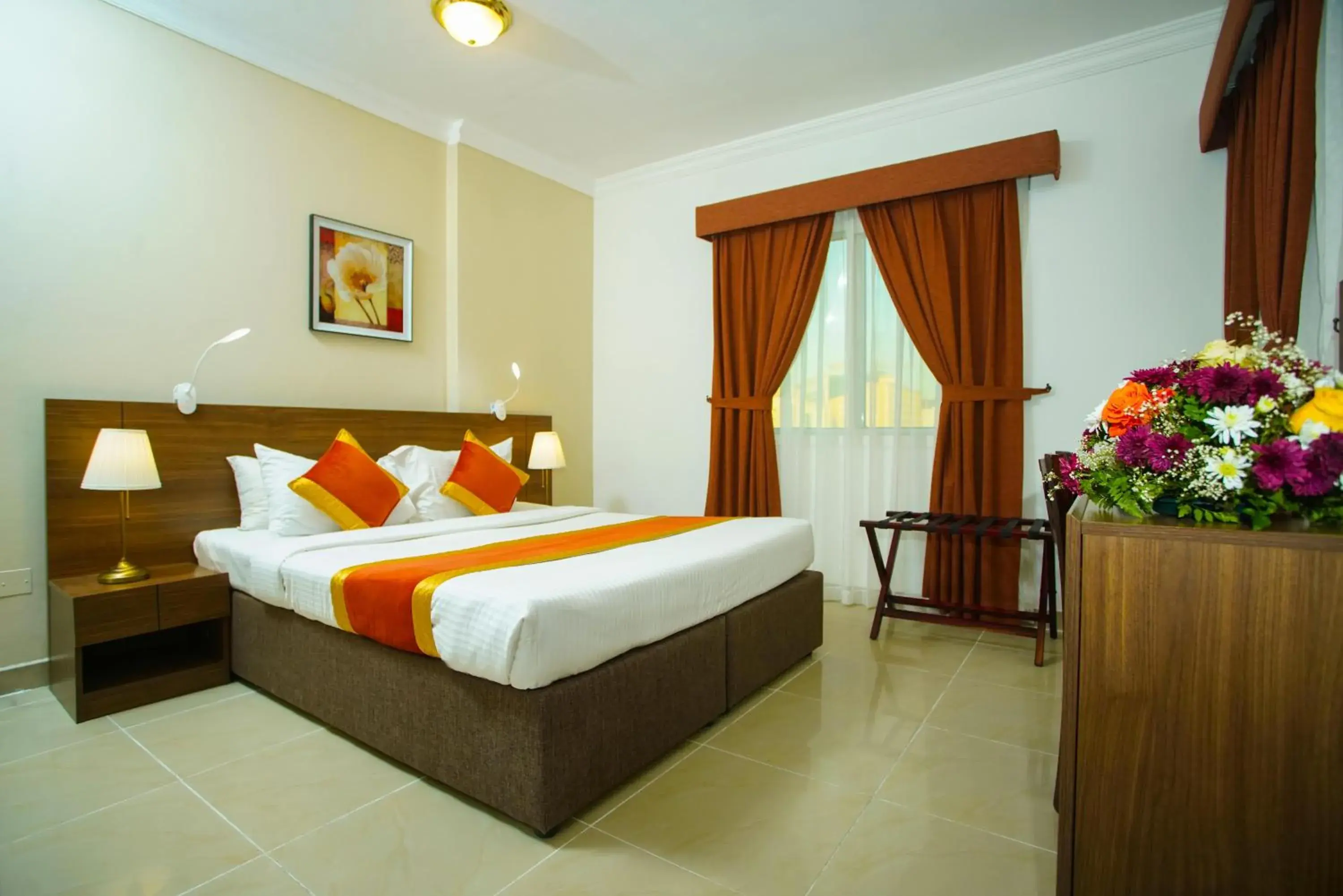 Bed in La Villa Inn Hotel Apartment Bed in La Villa Inn Hotel Apartment