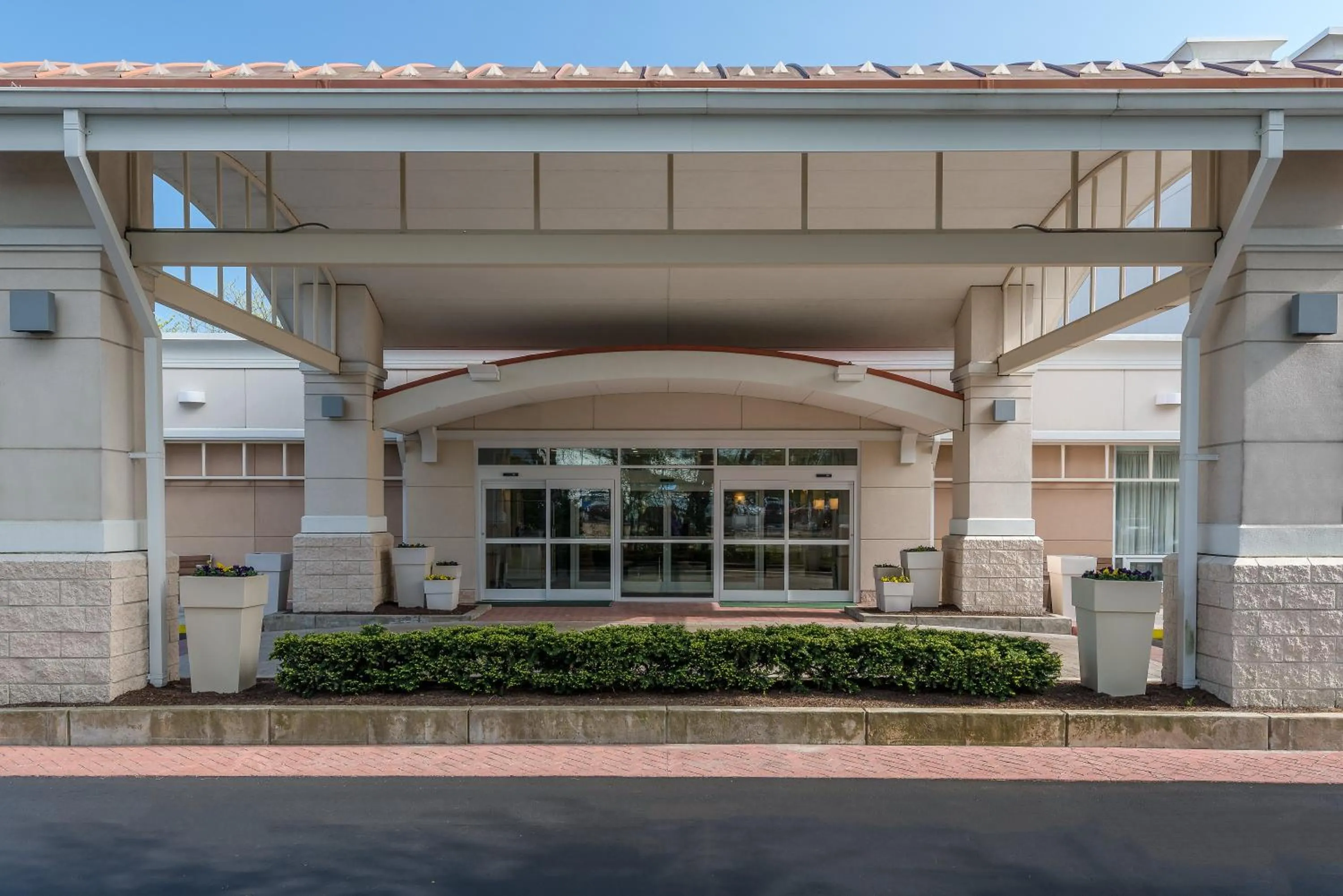 Property building in Holiday Inn South Kingstown-Newport Area by IHG
