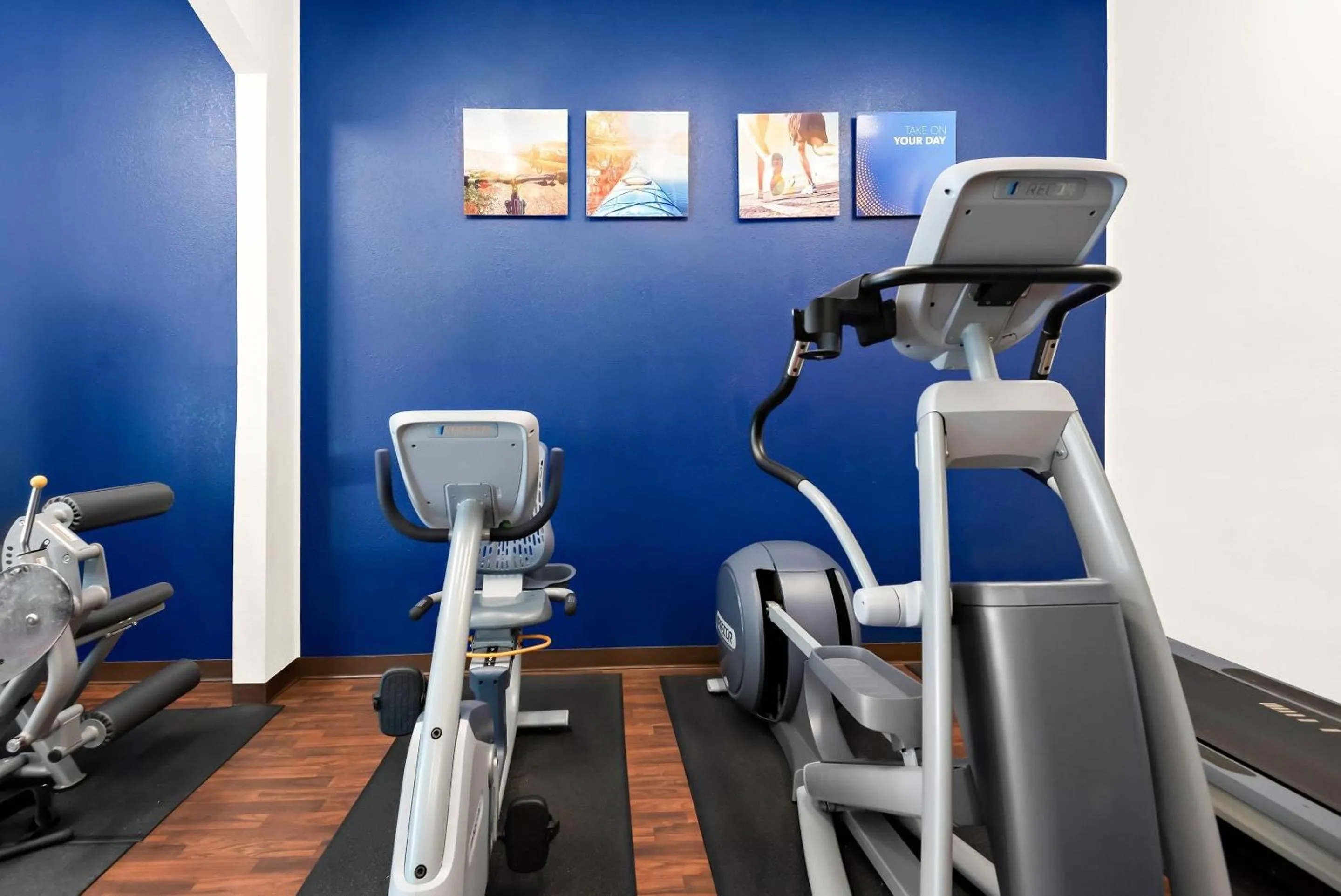 Fitness centre/facilities in Comfort Suites New Orleans East