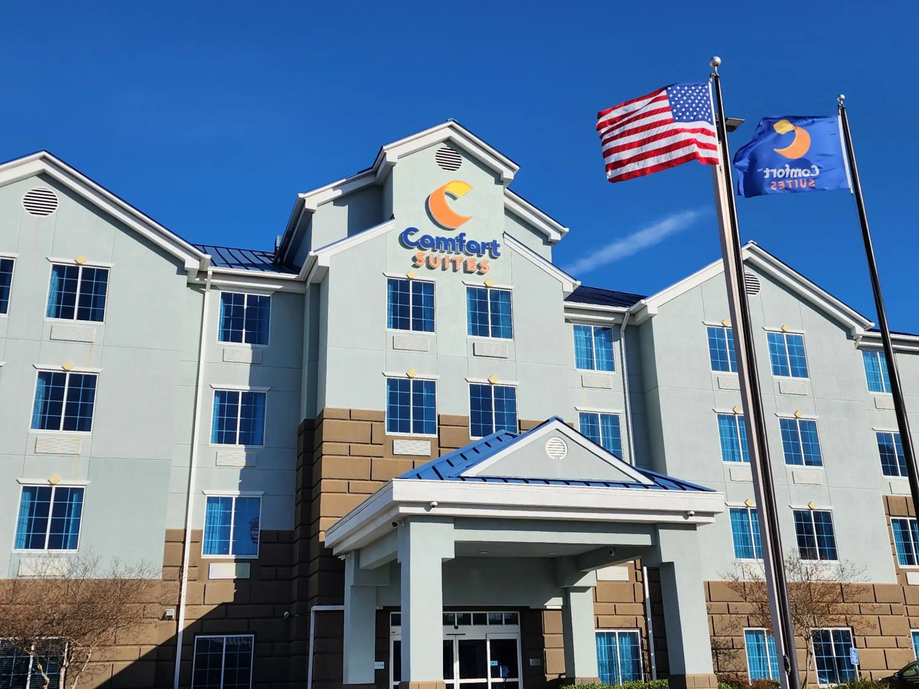 Property building in Comfort Suites New Orleans East Property building in Comfort Suites New Orleans East