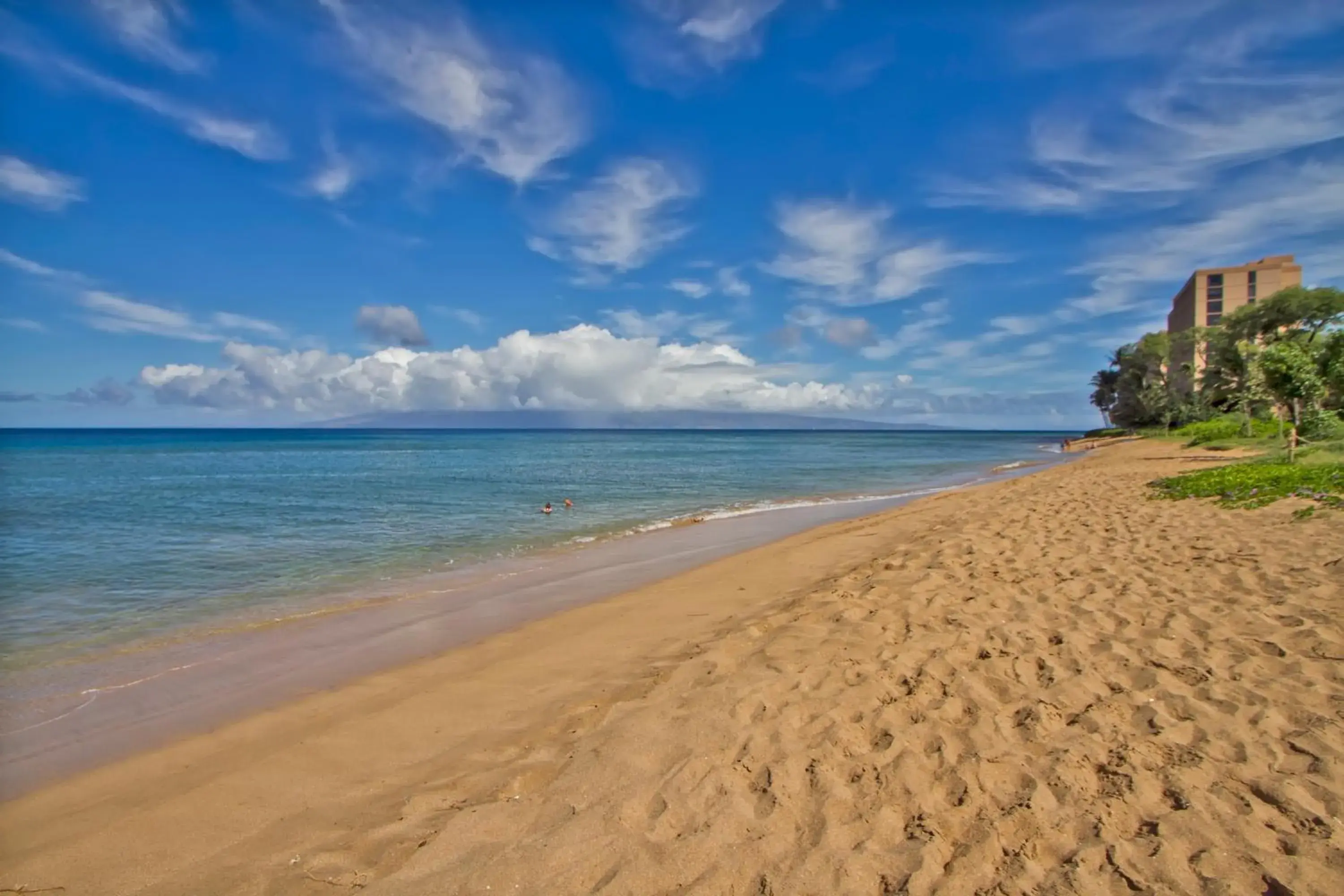 Beach in OUTRIGGER Honua Kai Resort and Spa Beach in OUTRIGGER Honua Kai Resort and Spa