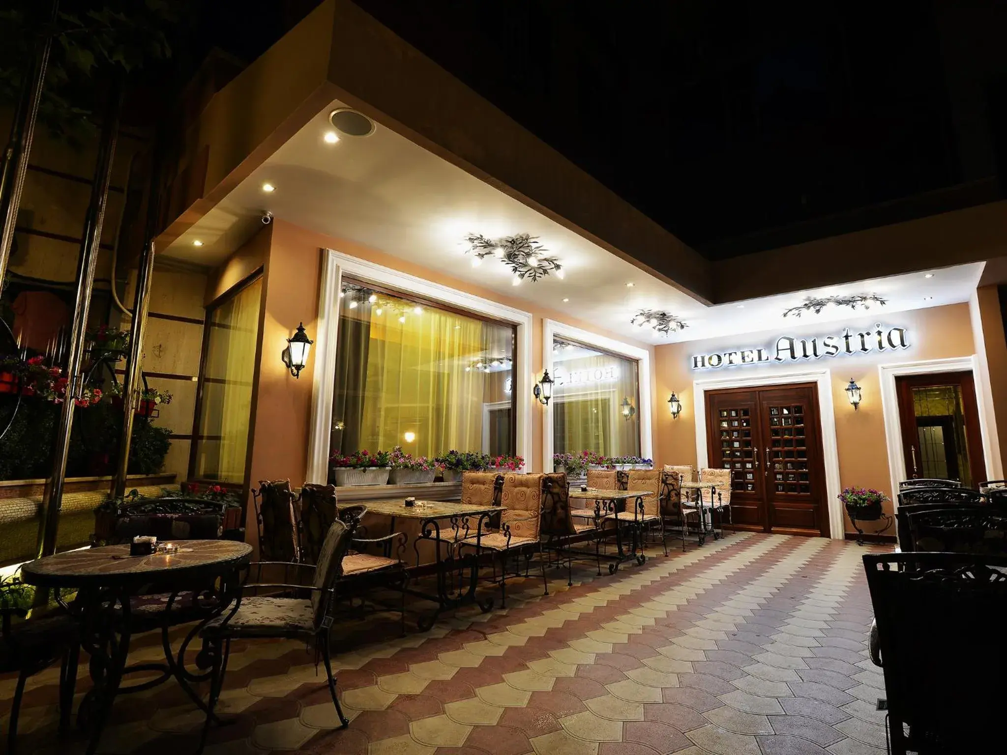 Property building in Hotel Austria Property building in Hotel Austria