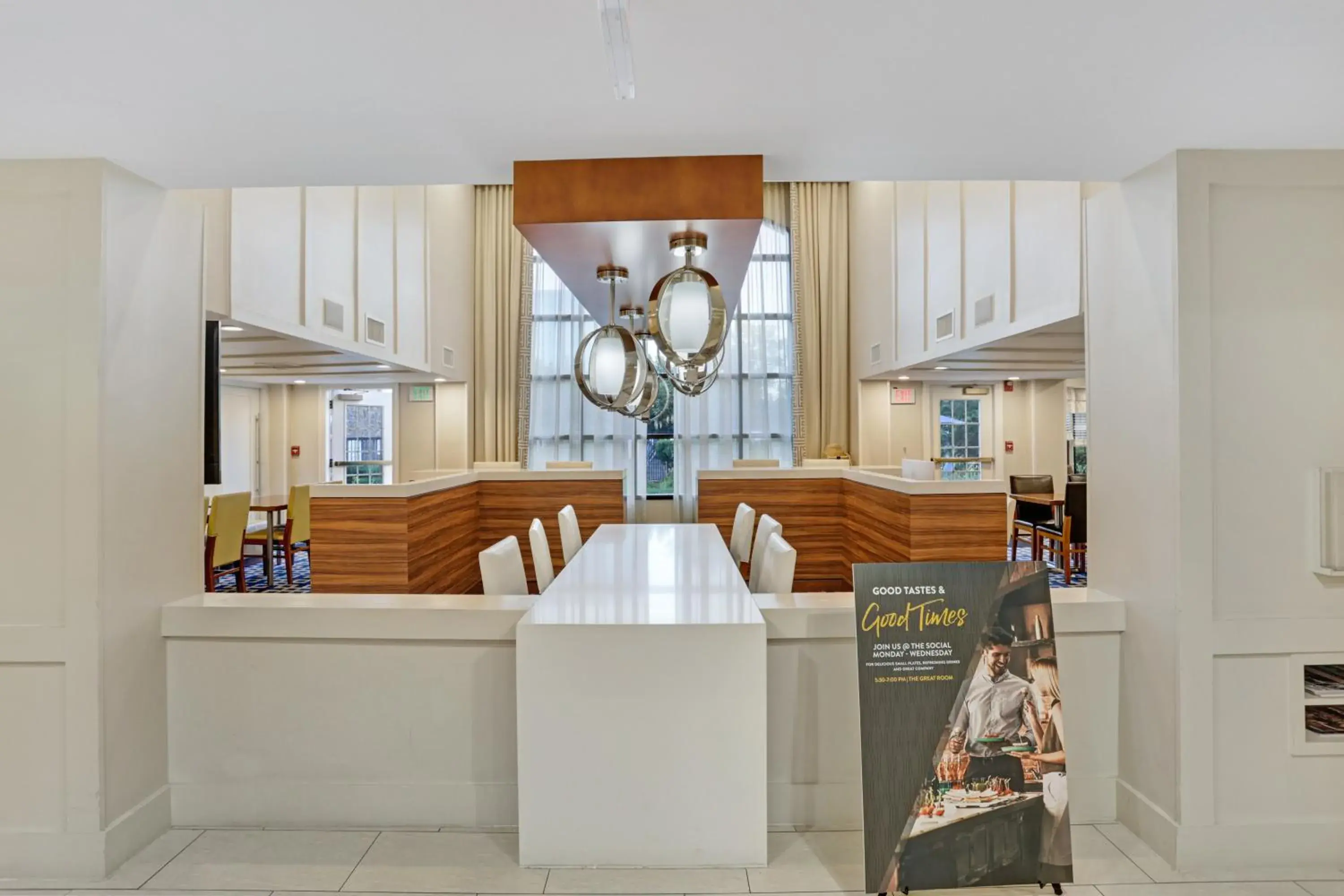 Lobby or reception in Staybridge Suites Columbia - Baltimore by IHG Lobby or reception in Staybridge Suites Columbia - Baltimore by IHG