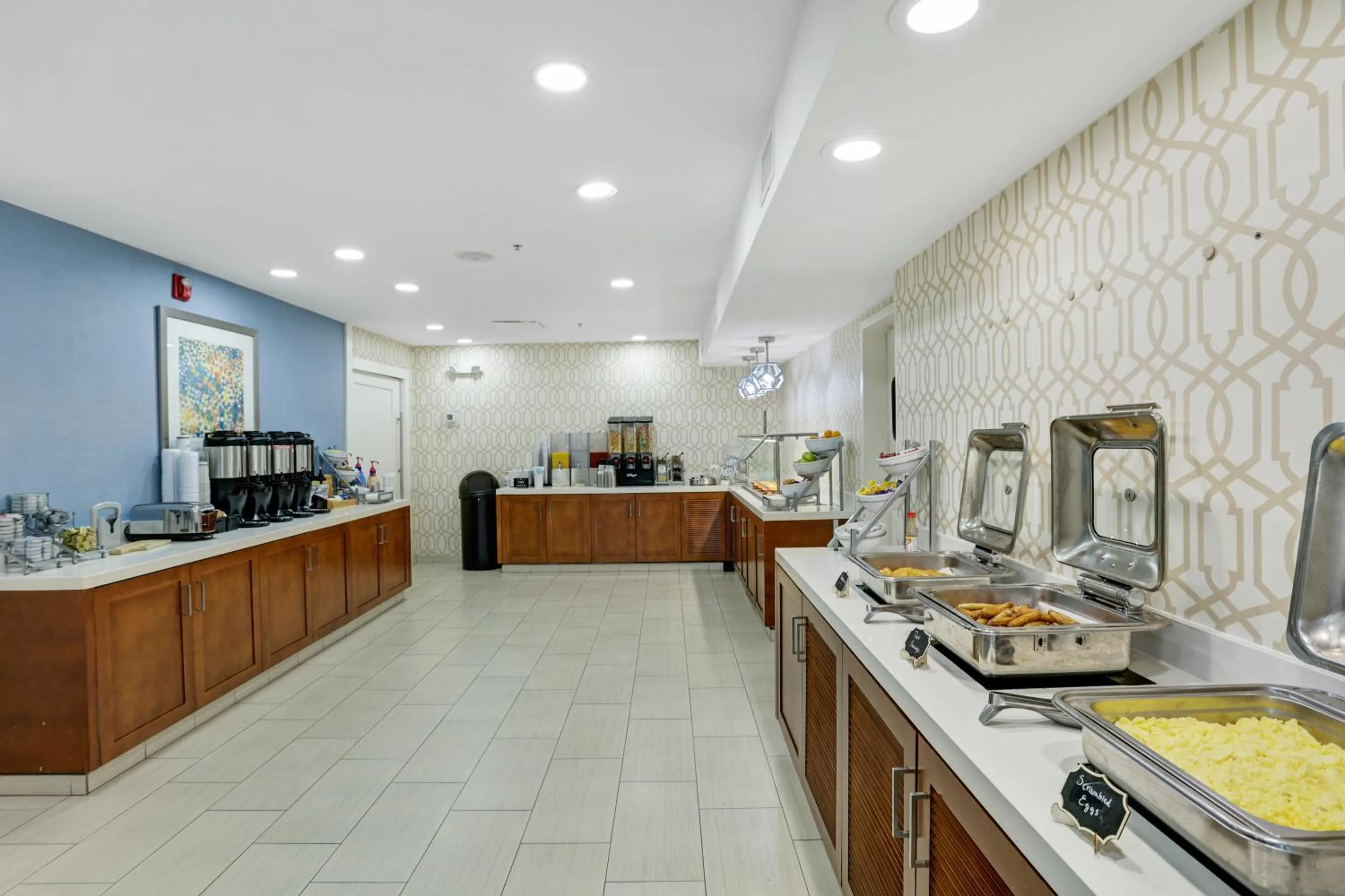 Breakfast in Staybridge Suites Columbia - Baltimore by IHG