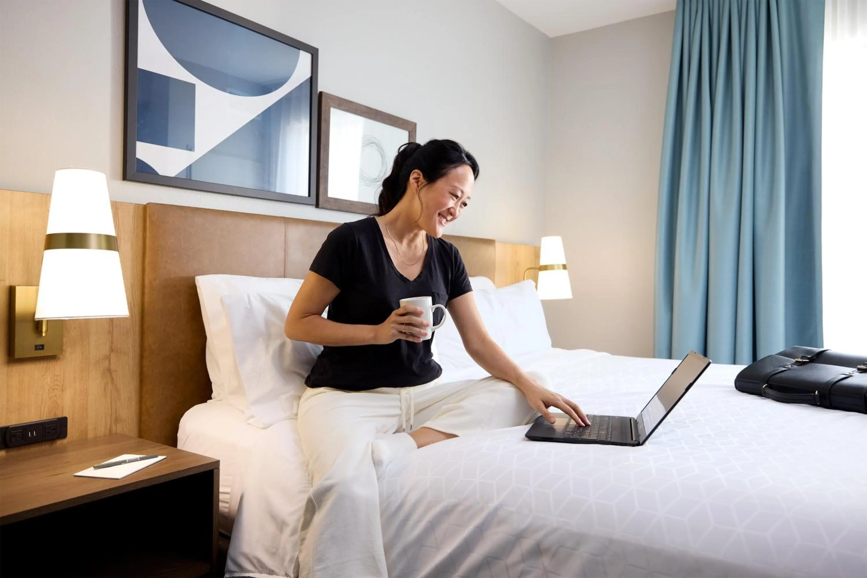 Photo of the whole room, Bed in Staybridge Suites Columbia - Baltimore by IHG