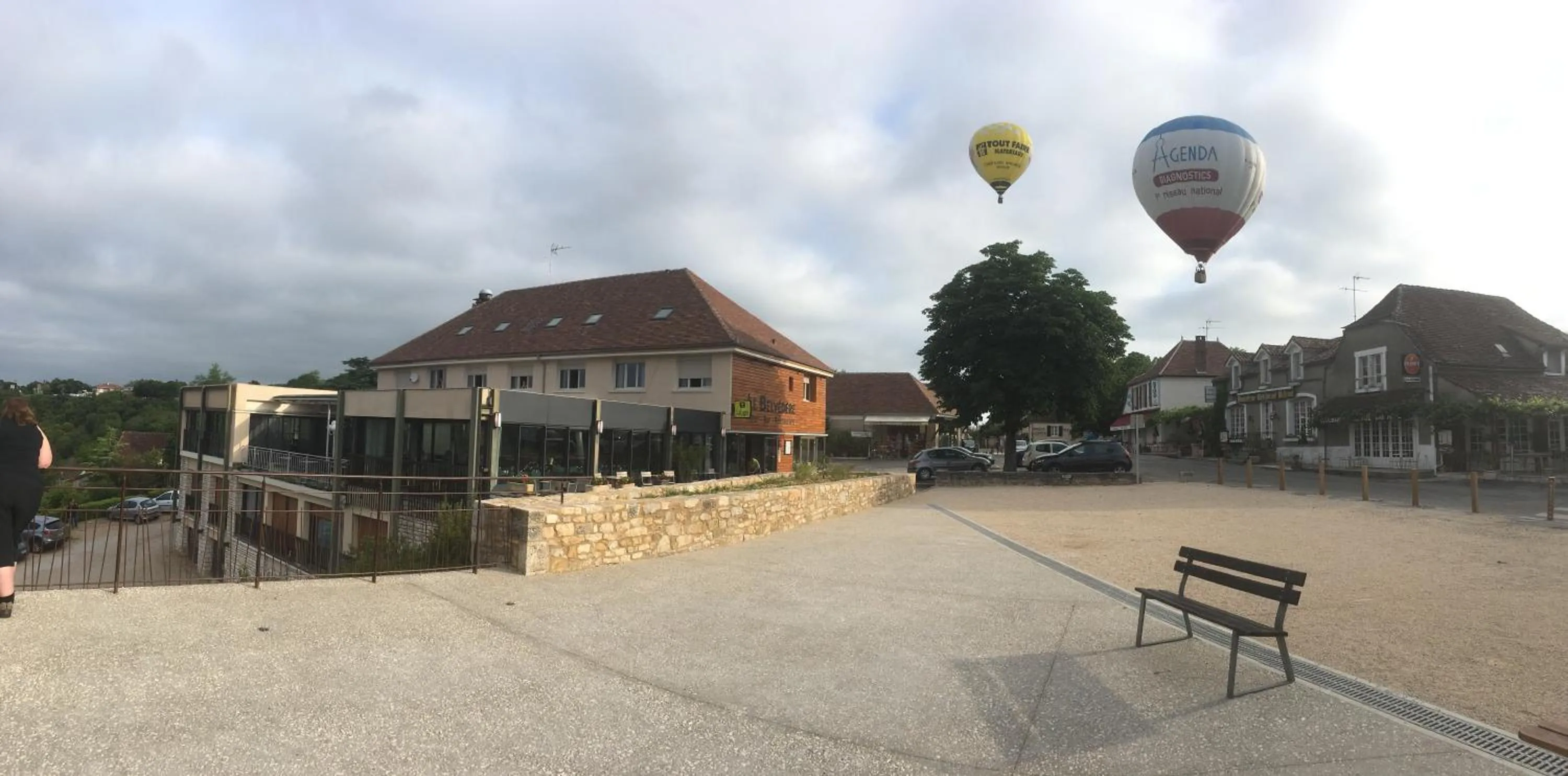 Facade/entrance in Logis Hôtels - Le Belvédère - Hôtel 2 étoiles et Restaurant