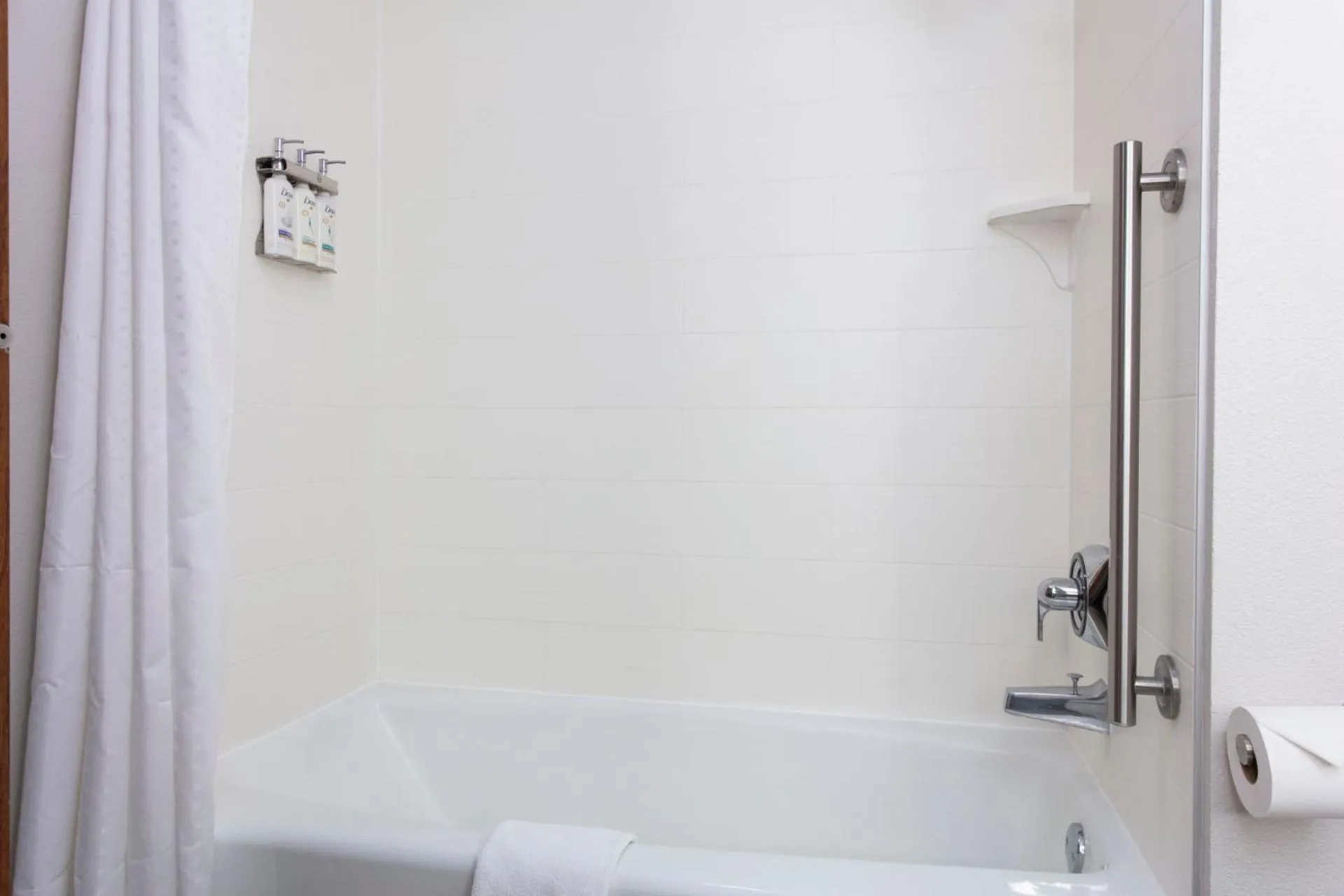 Bathroom in Holiday Inn Express - San Antonio Airport by IHG