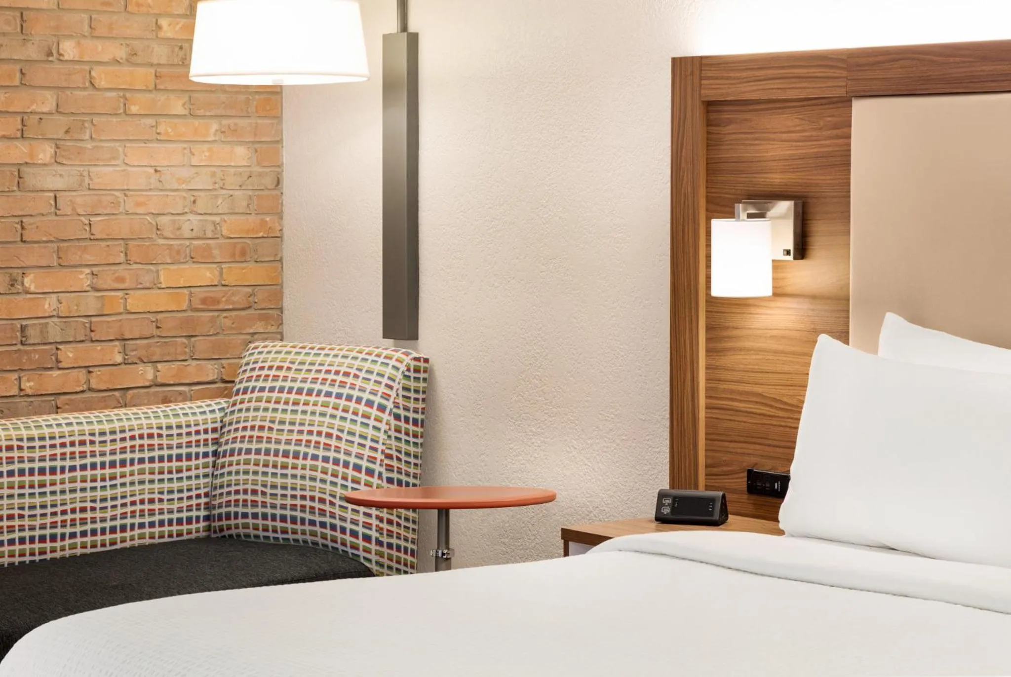 Photo of the whole room, Bed in Holiday Inn Express - San Antonio Airport by IHG