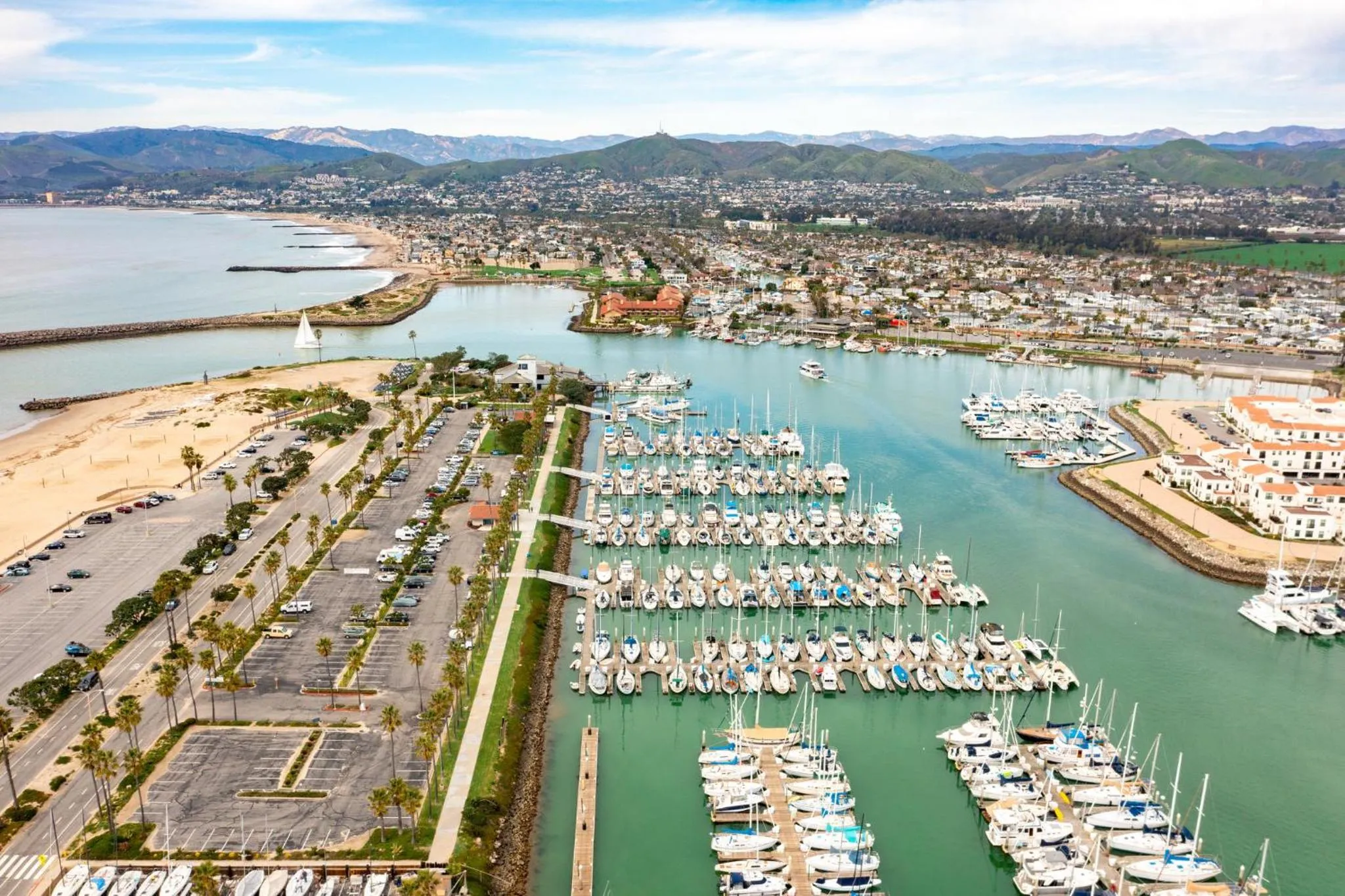 Nearby landmark in Crowne Plaza Ventura Beach by IHG