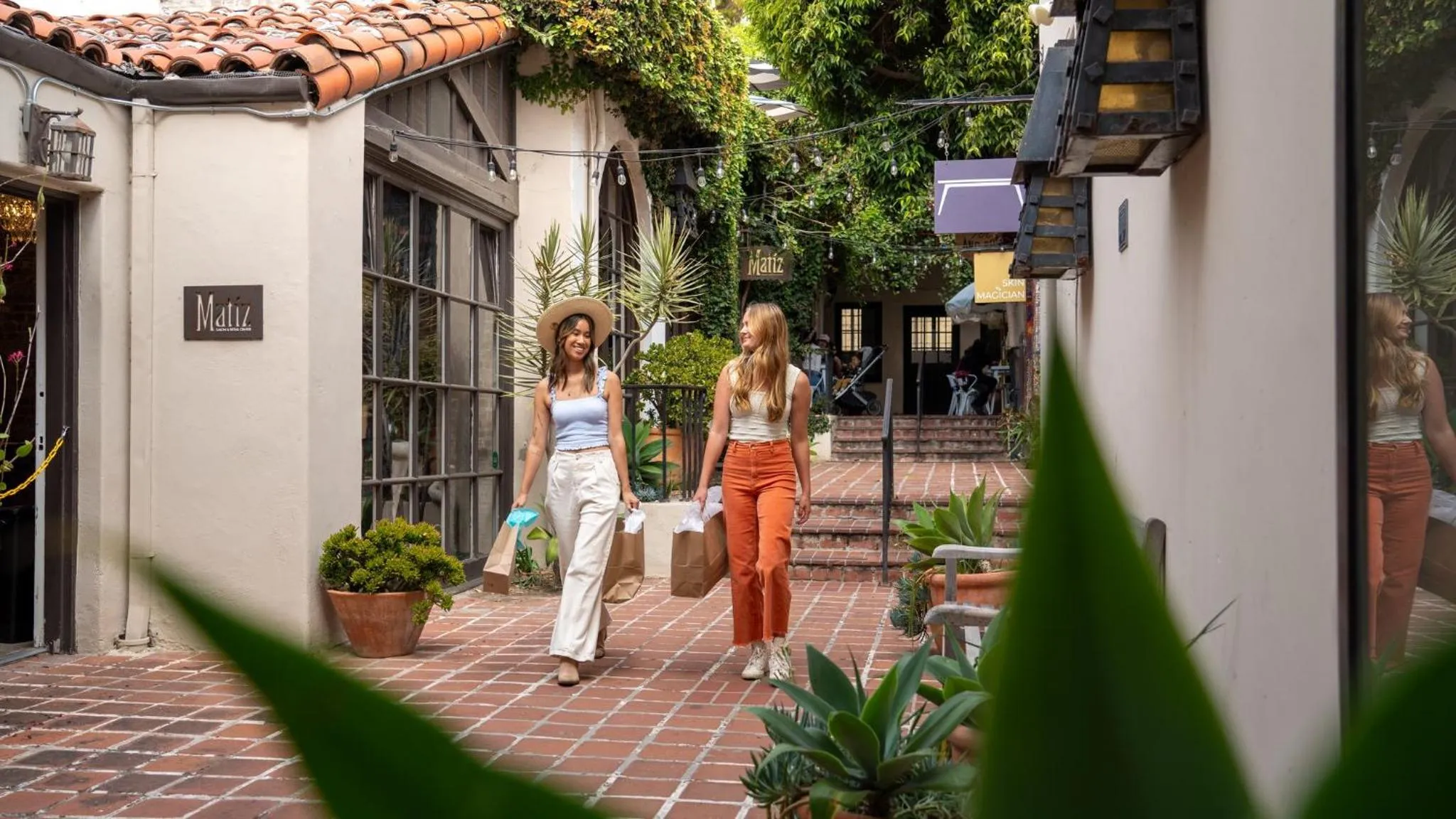 Nearby landmark in Crowne Plaza Ventura Beach by IHG