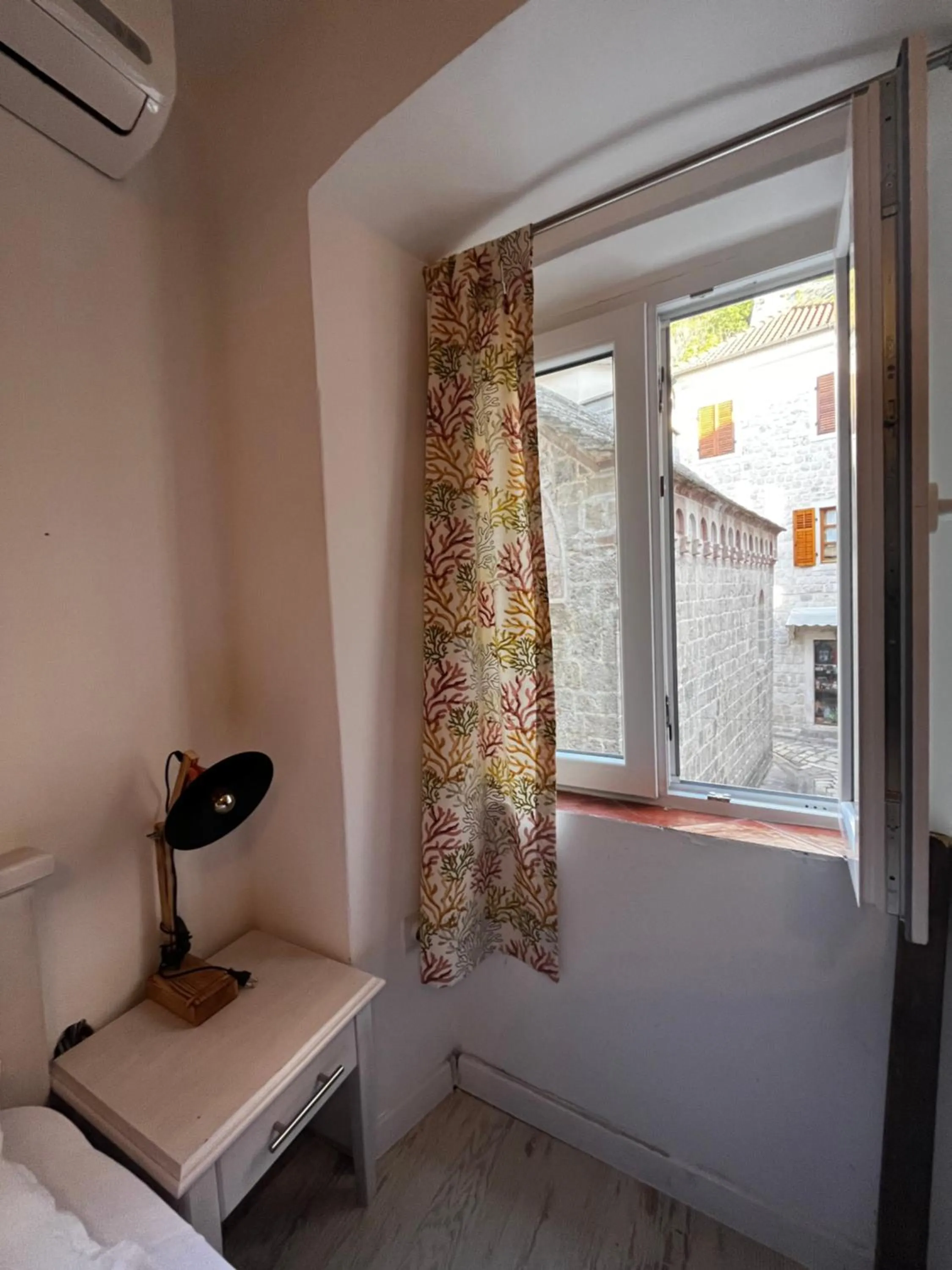 Bed in Athos Guesthouse