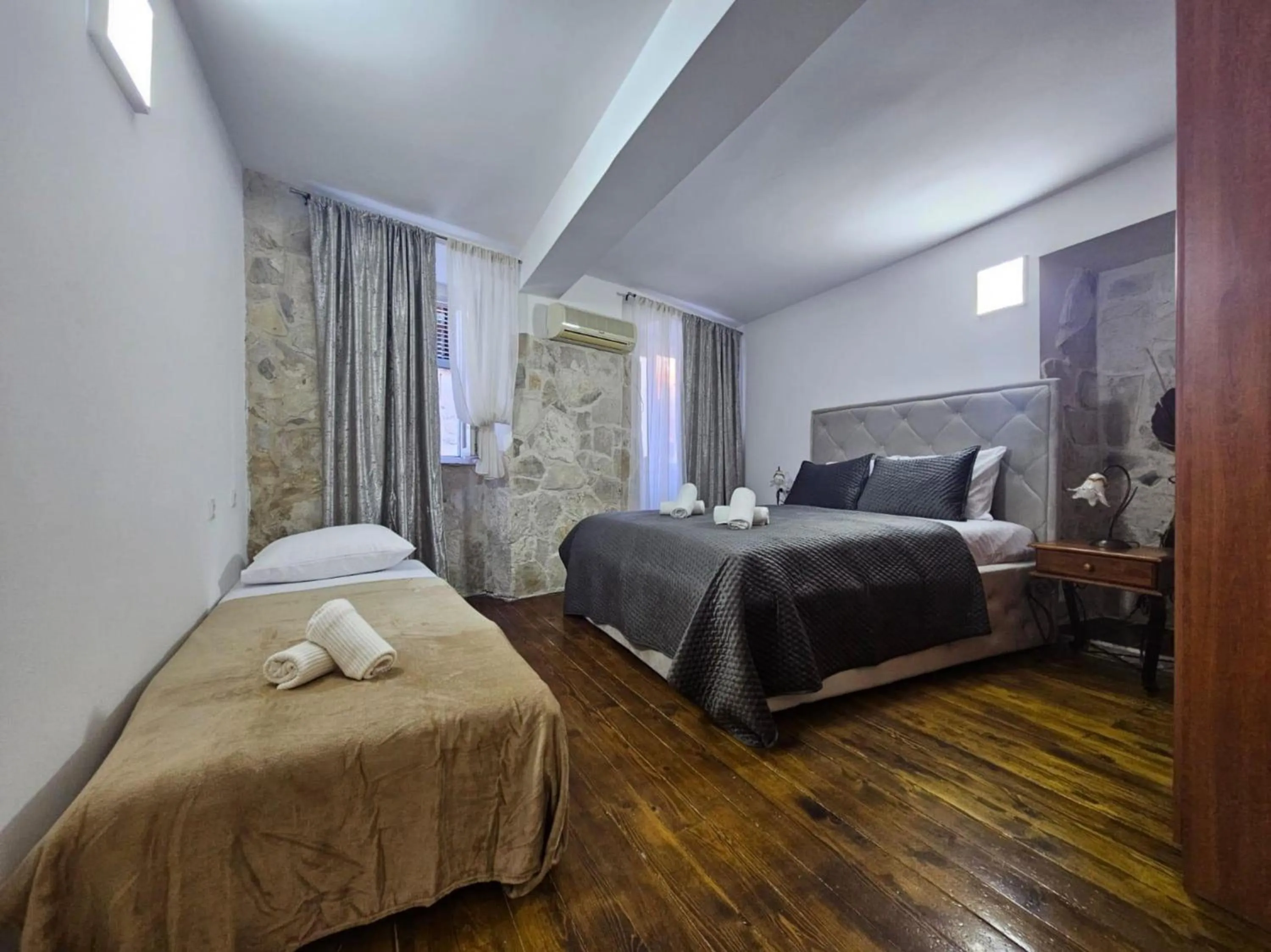 Photo of the whole room, Bed in Athos Guesthouse