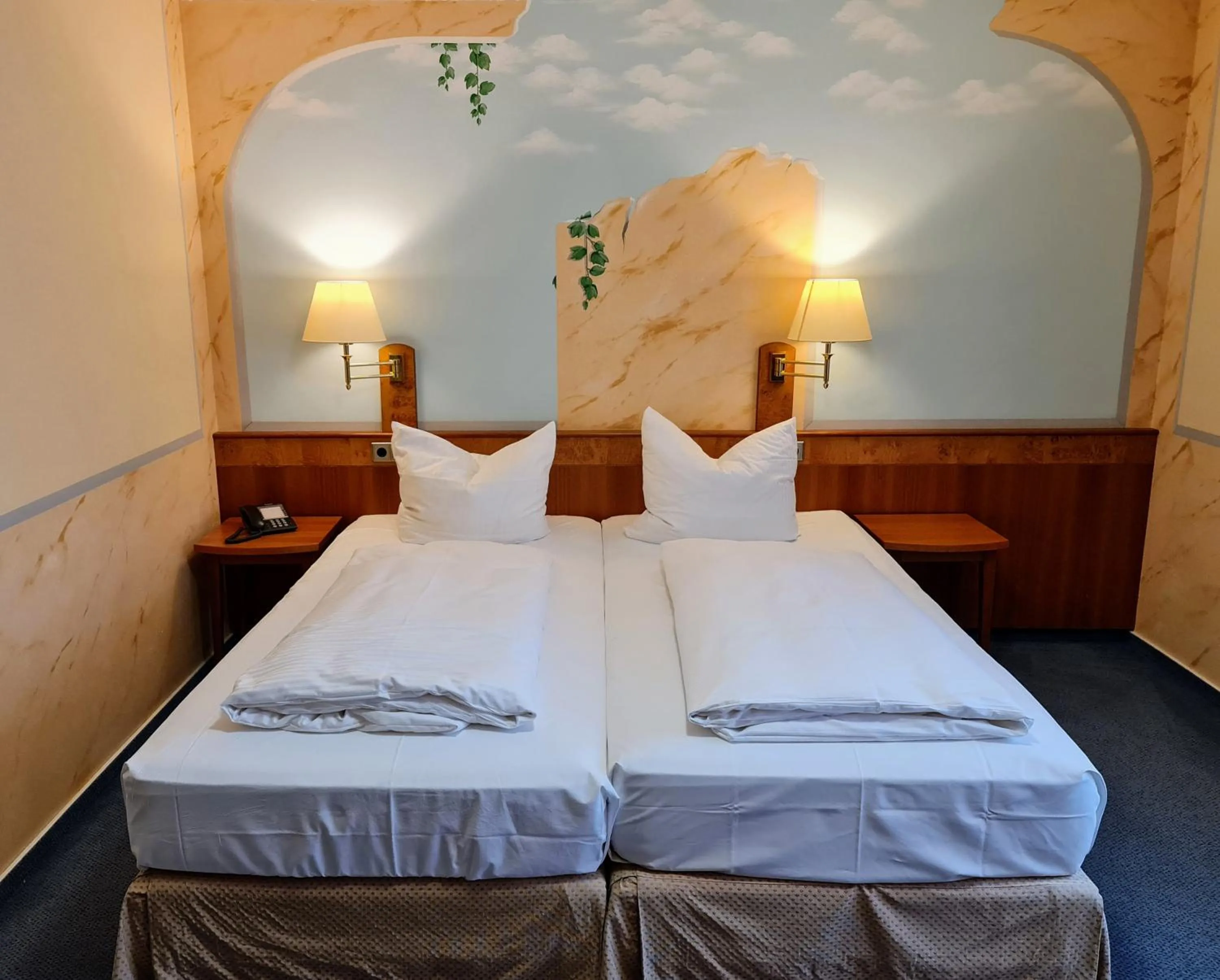 Photo of the whole room, Bed in Hotel Restaurant Felix