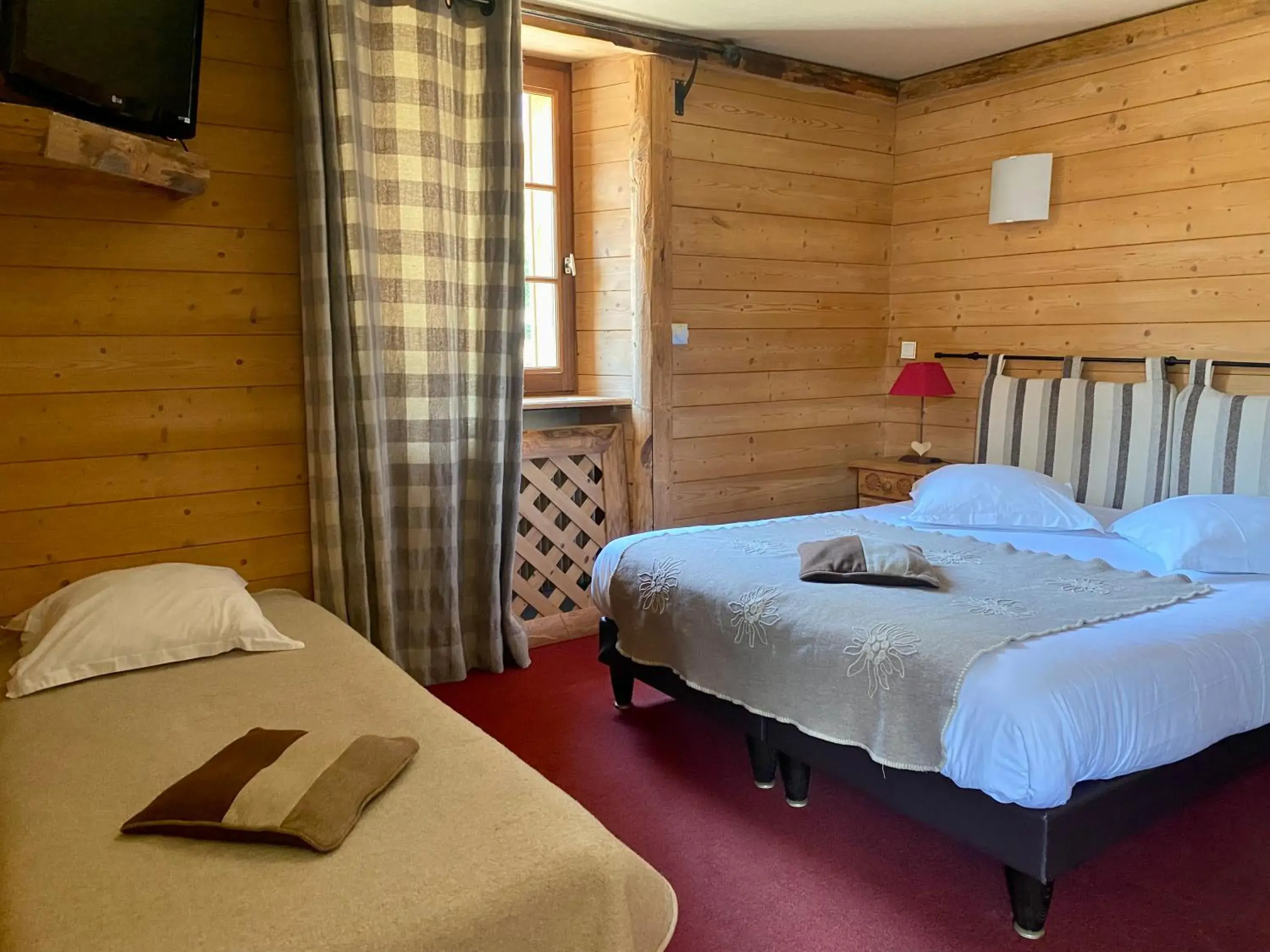 Superior Room - 3 People in Alp'Hotel Superior Room - 3 People in Alp'Hotel