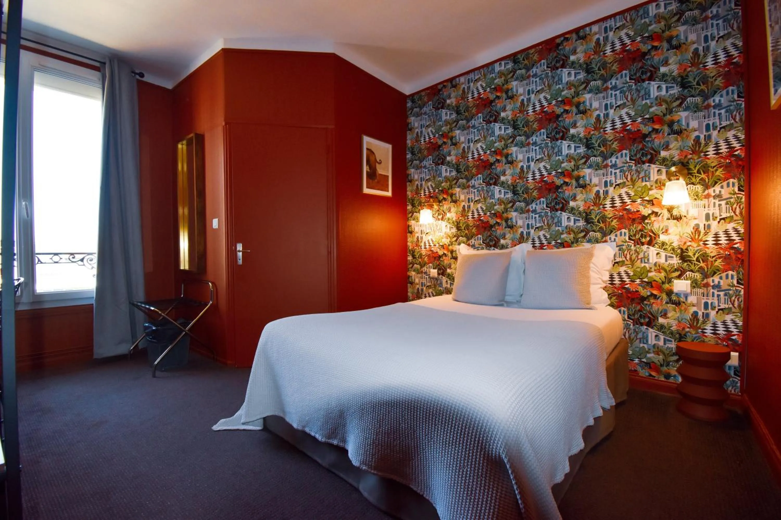 Bedroom, Bed in Hôtel Azur Reims Centre