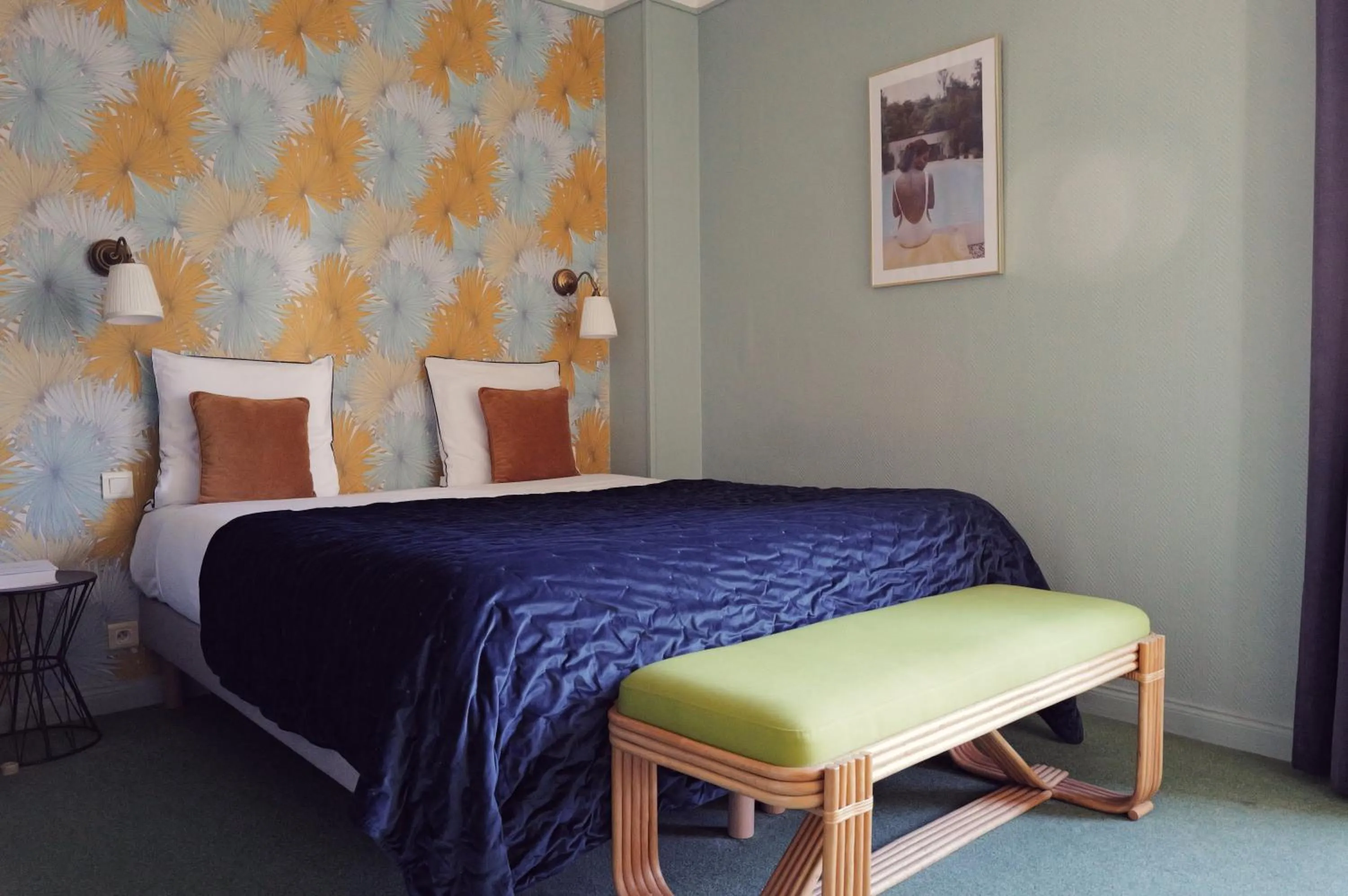 Photo of the whole room, Bed in Hôtel Azur Reims Centre