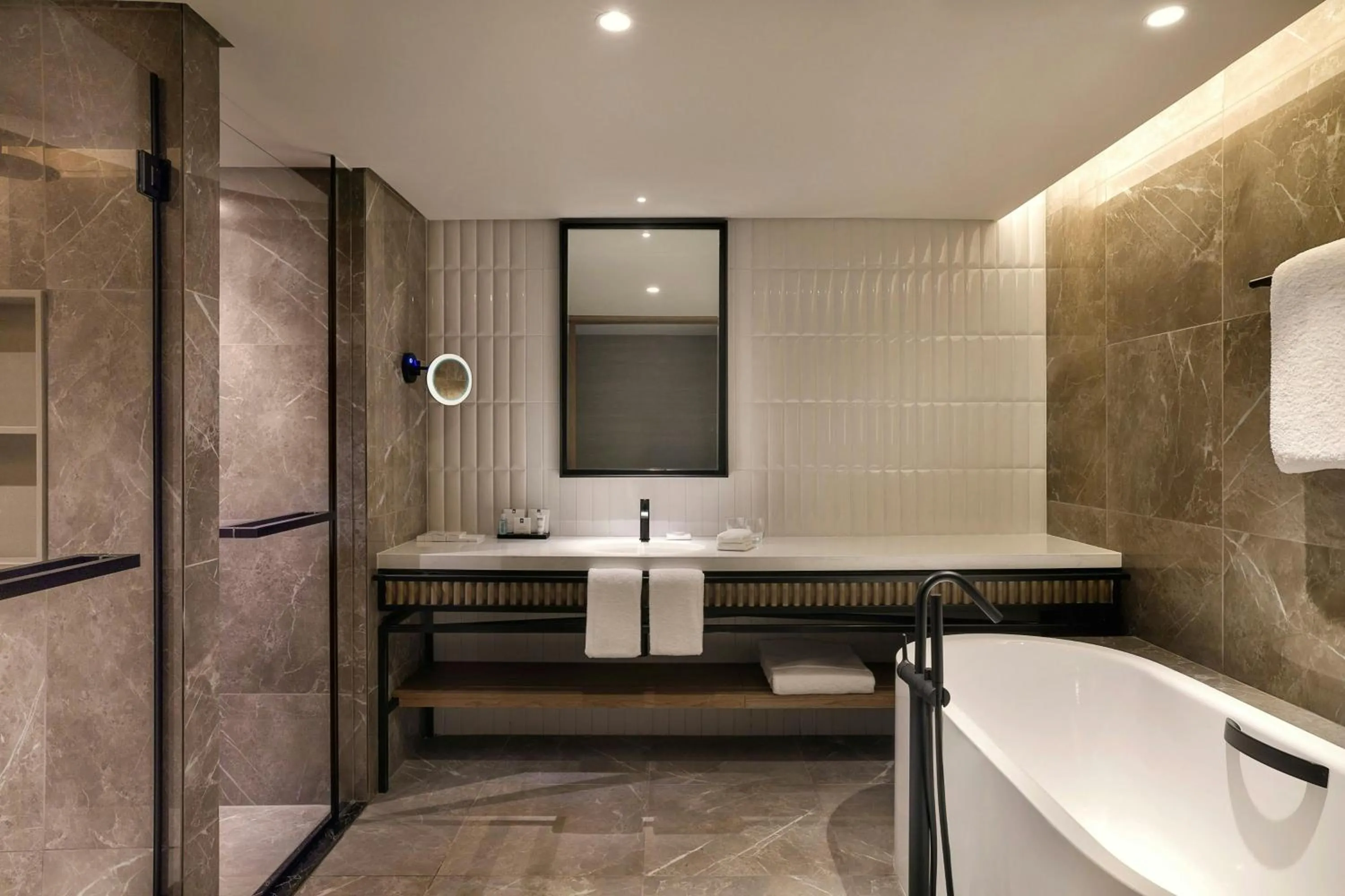 Bathroom in Sheraton Bahrain Hotel