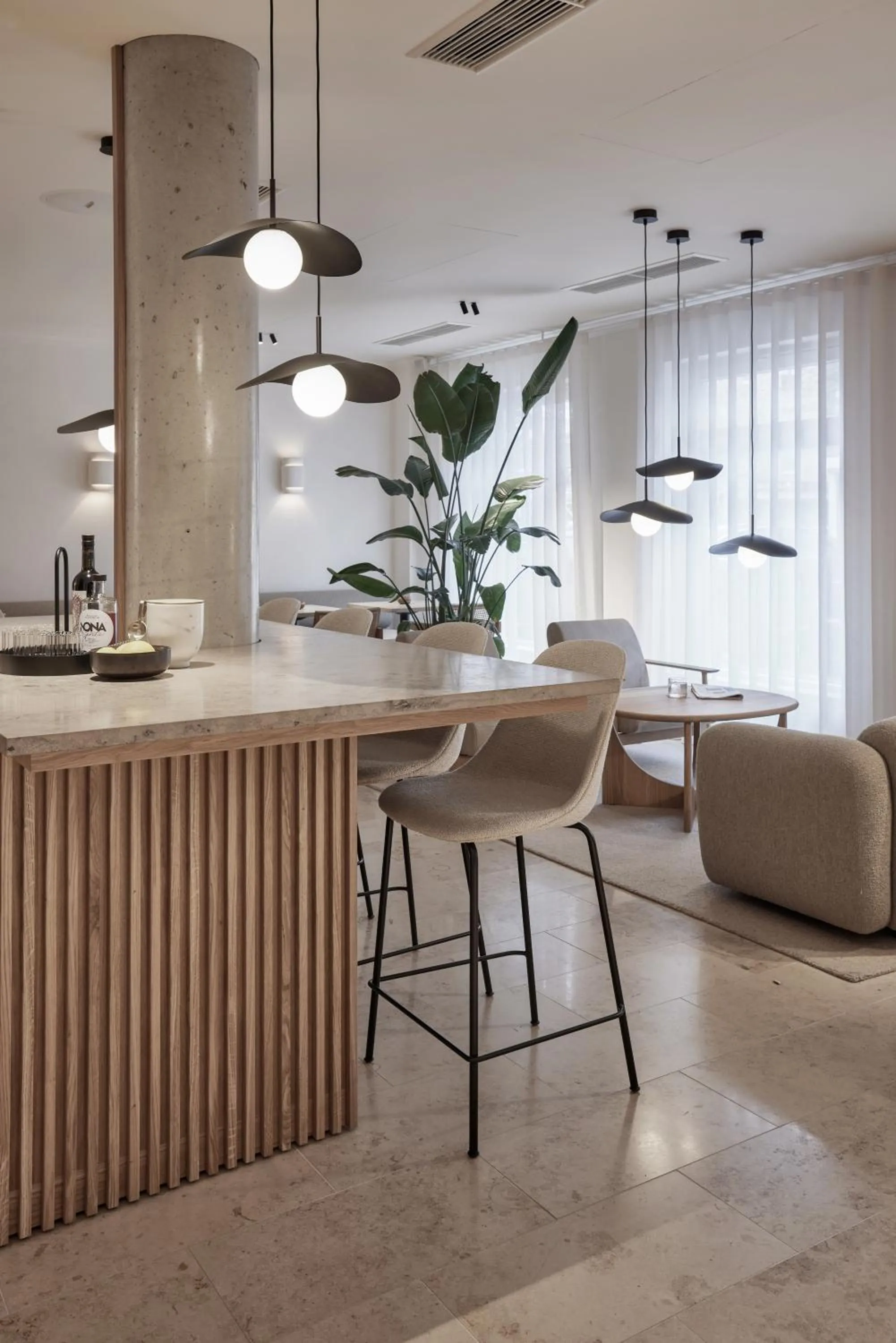 ADELANTE Boutique Hotel