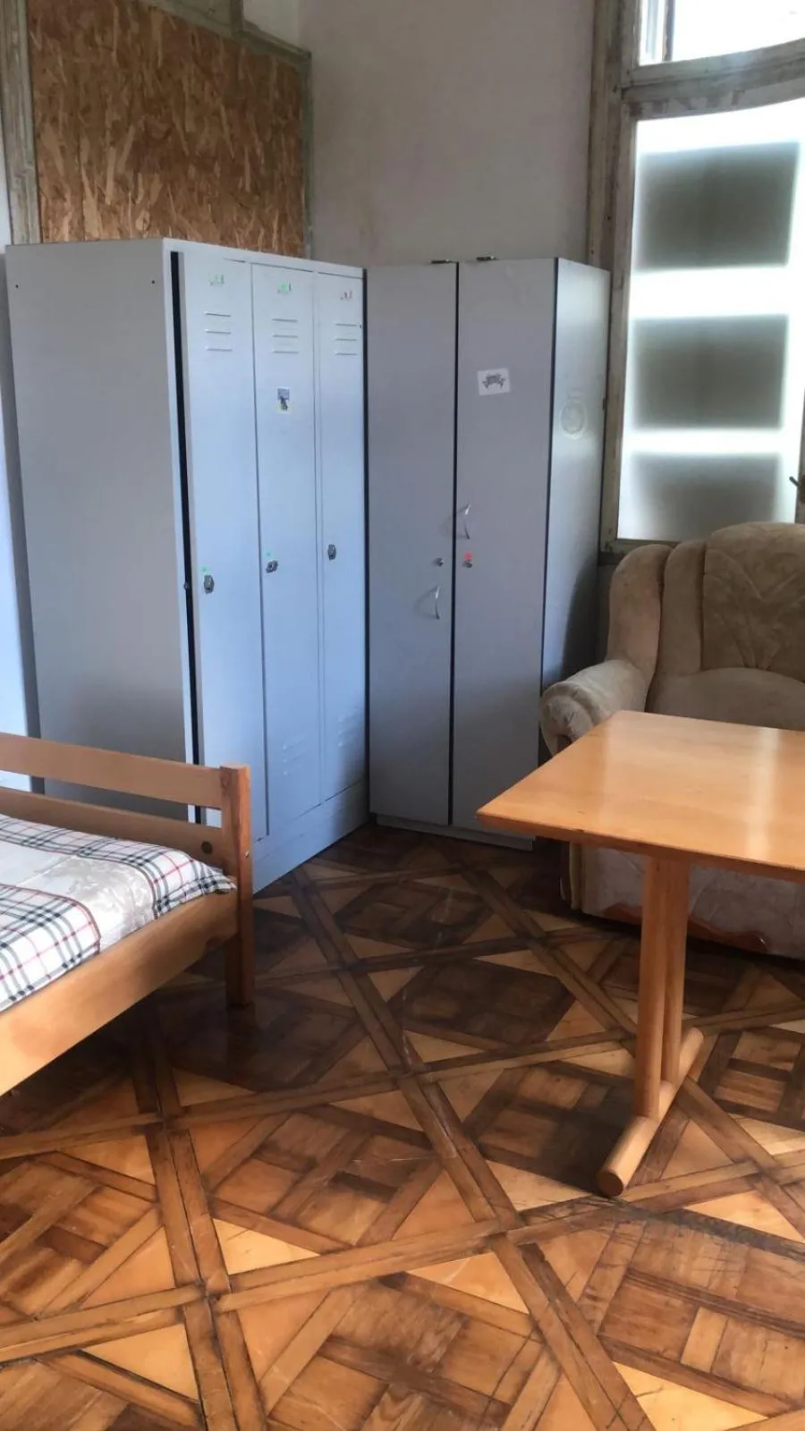 Hostel MIF