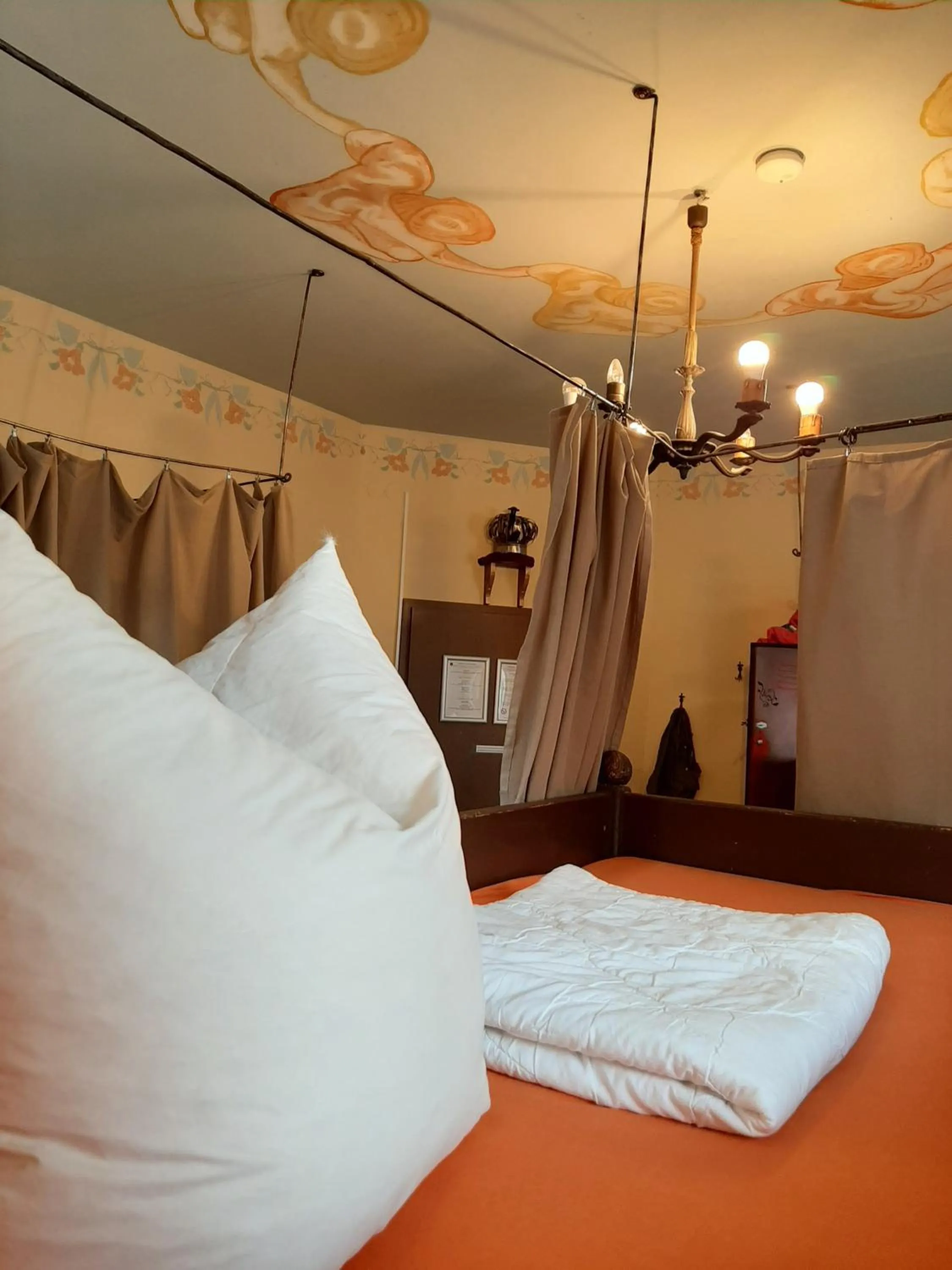 Bed in Hostel Lollis Homestay Dresden