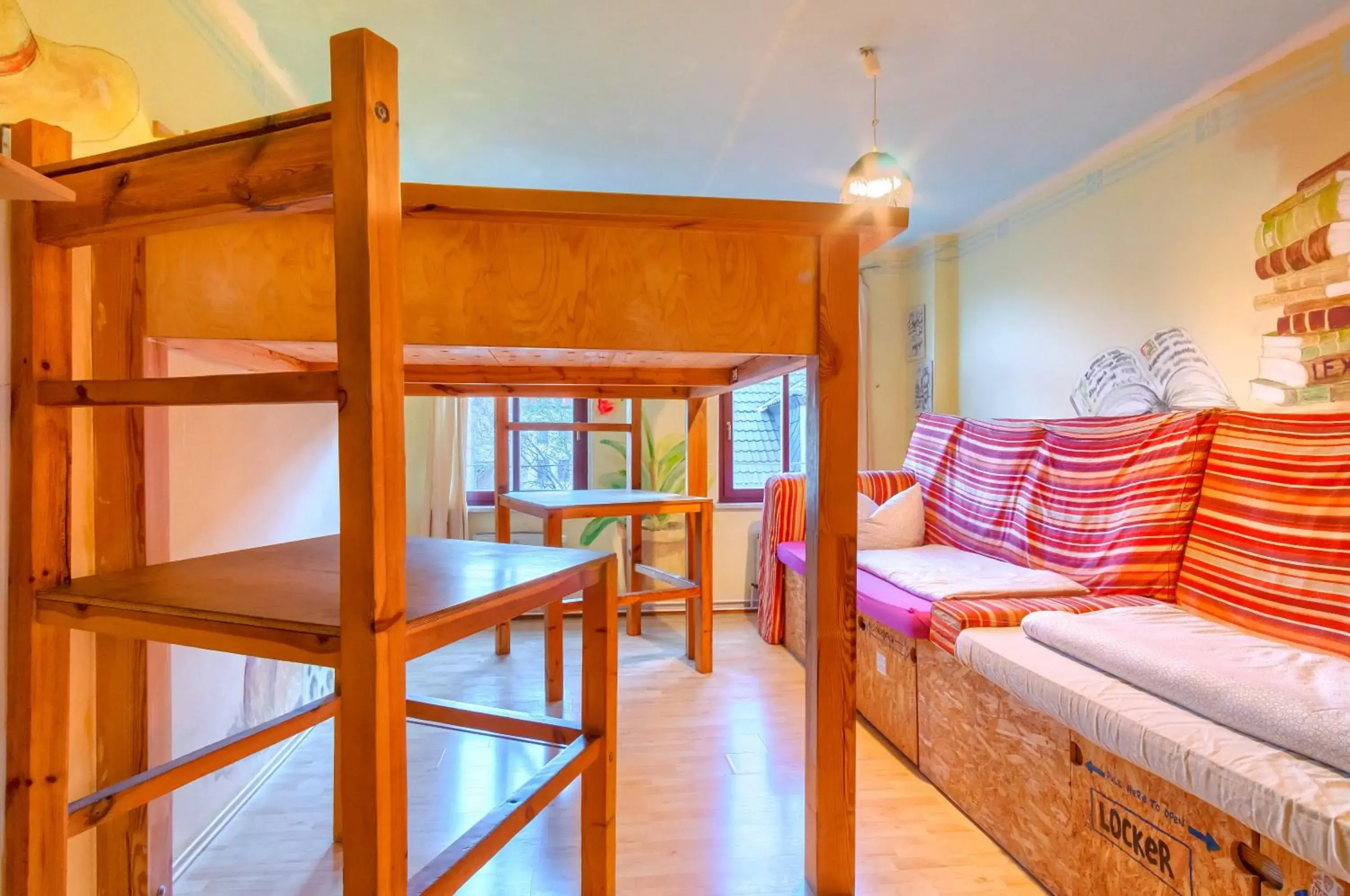 Quadruple Room in Hostel Lollis Homestay Dresden Quadruple Room in Hostel Lollis Homestay Dresden