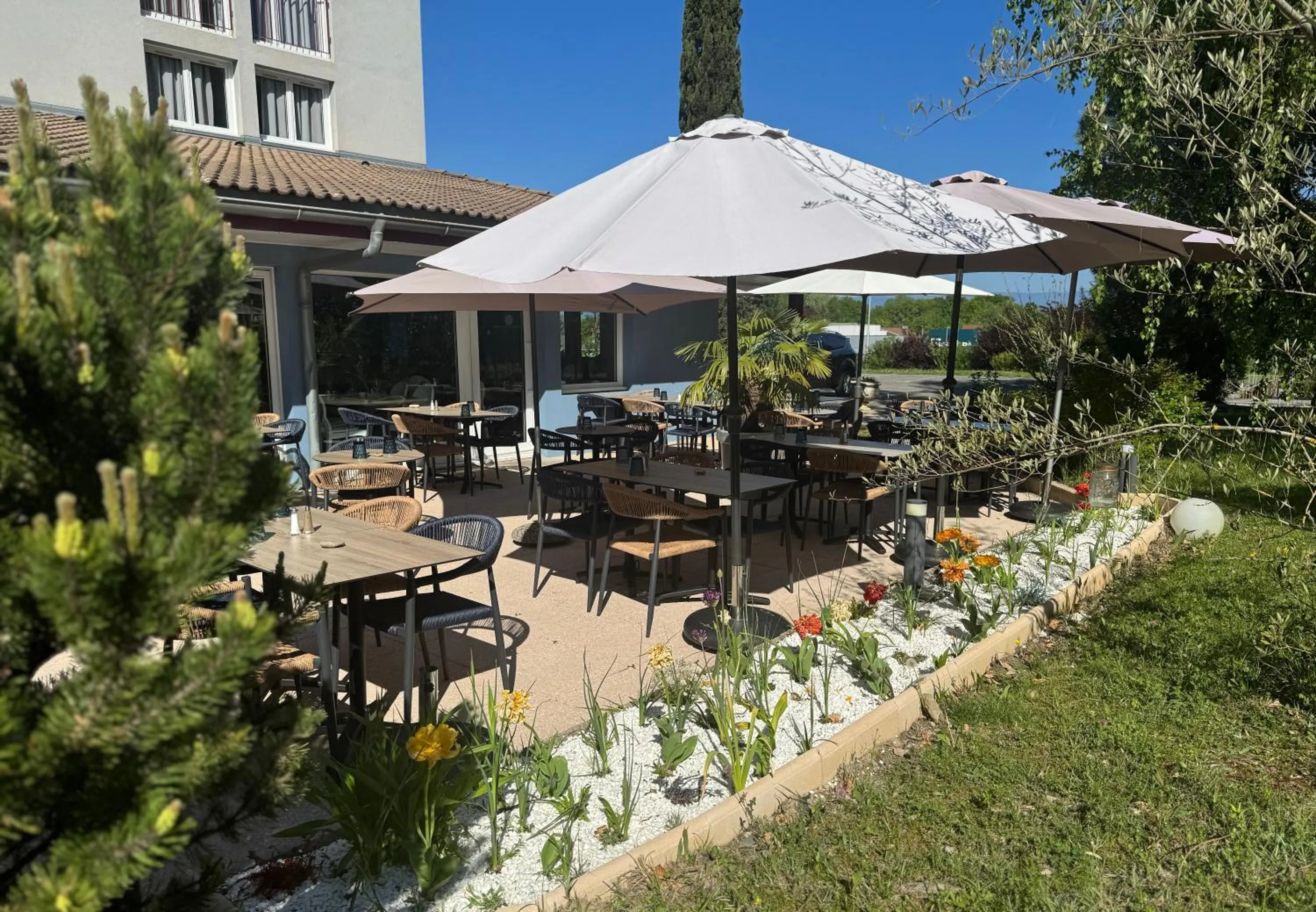 Patio in Hôtel Côté Sud Léman