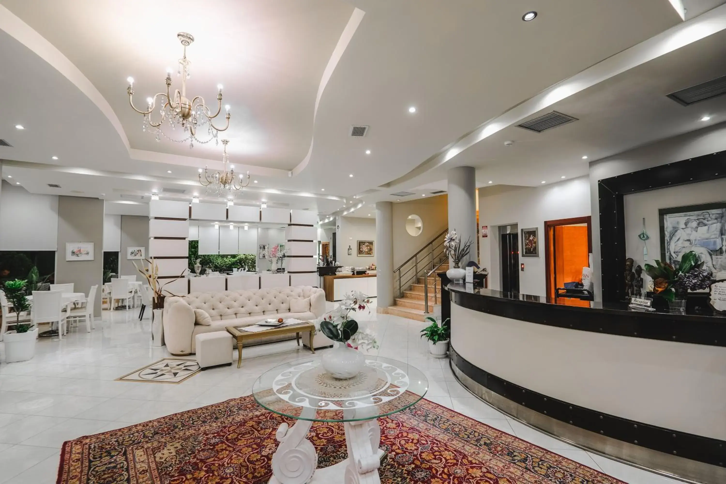 Lobby or reception in Hotel Oasis Lobby or reception in Hotel Oasis