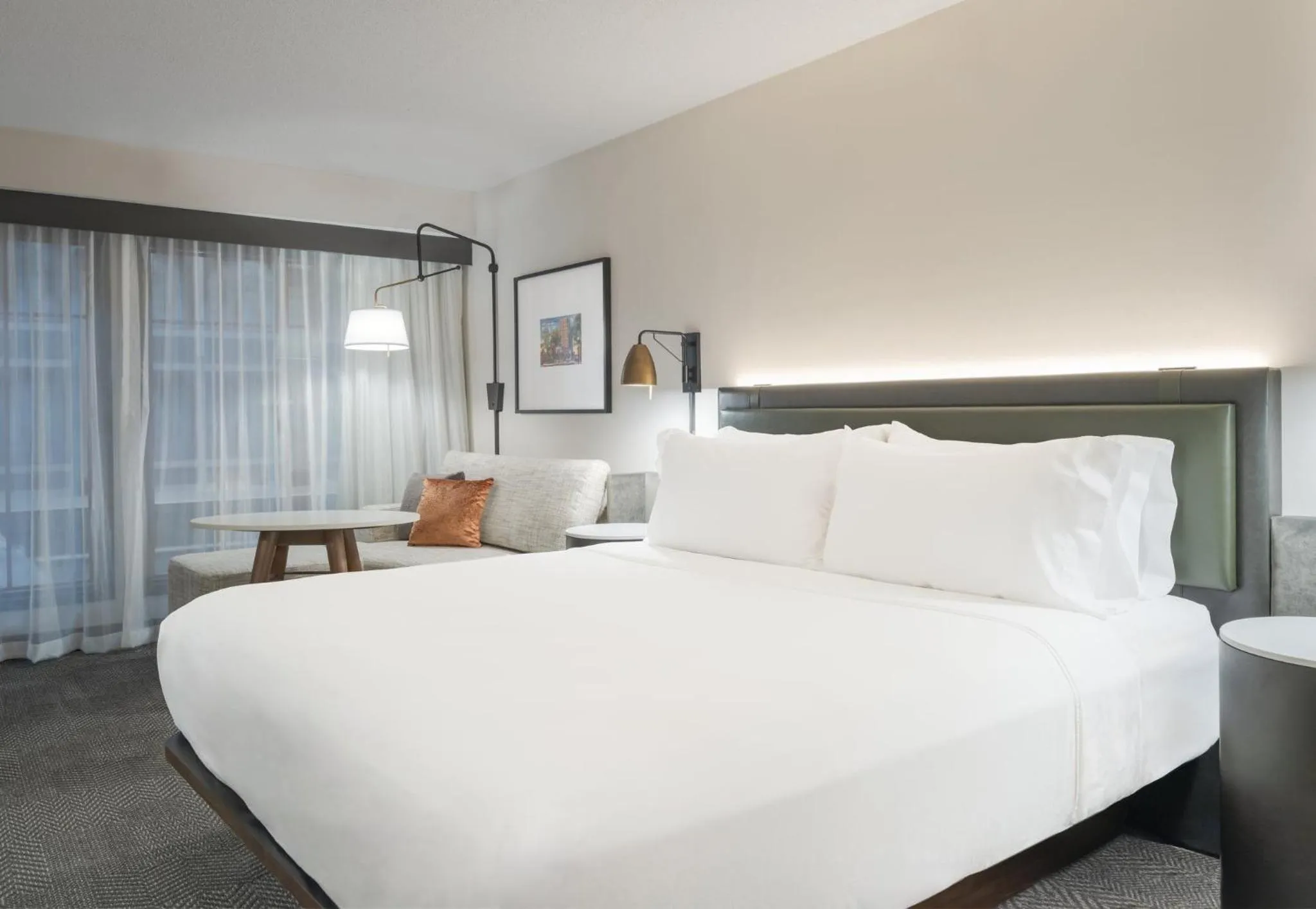 Photo of the whole room, Bed in Crowne Plaza Indianapolis-Dwtn-Union Stn by IHG