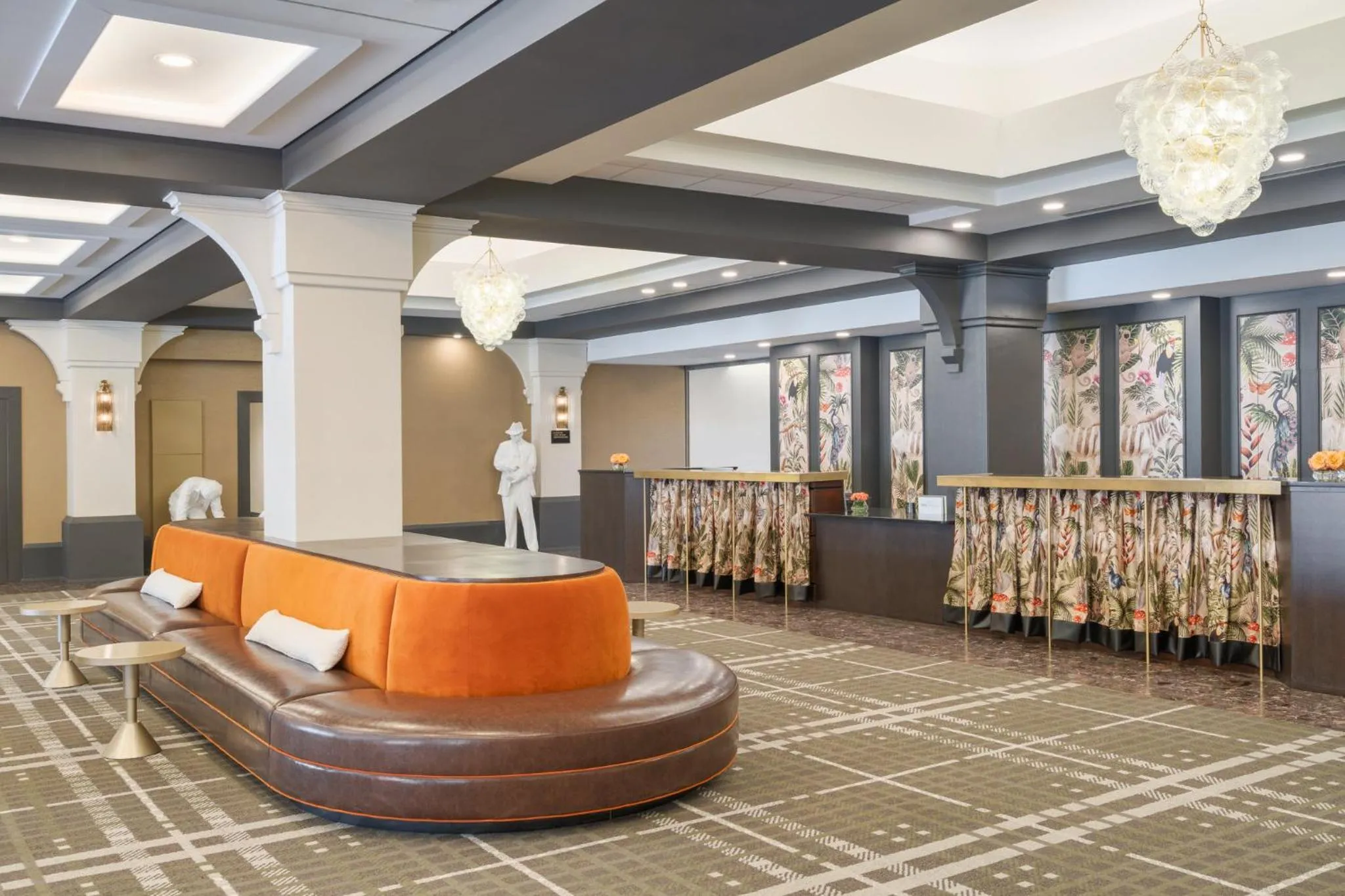 Property building in Crowne Plaza Indianapolis-Dwtn-Union Stn by IHG