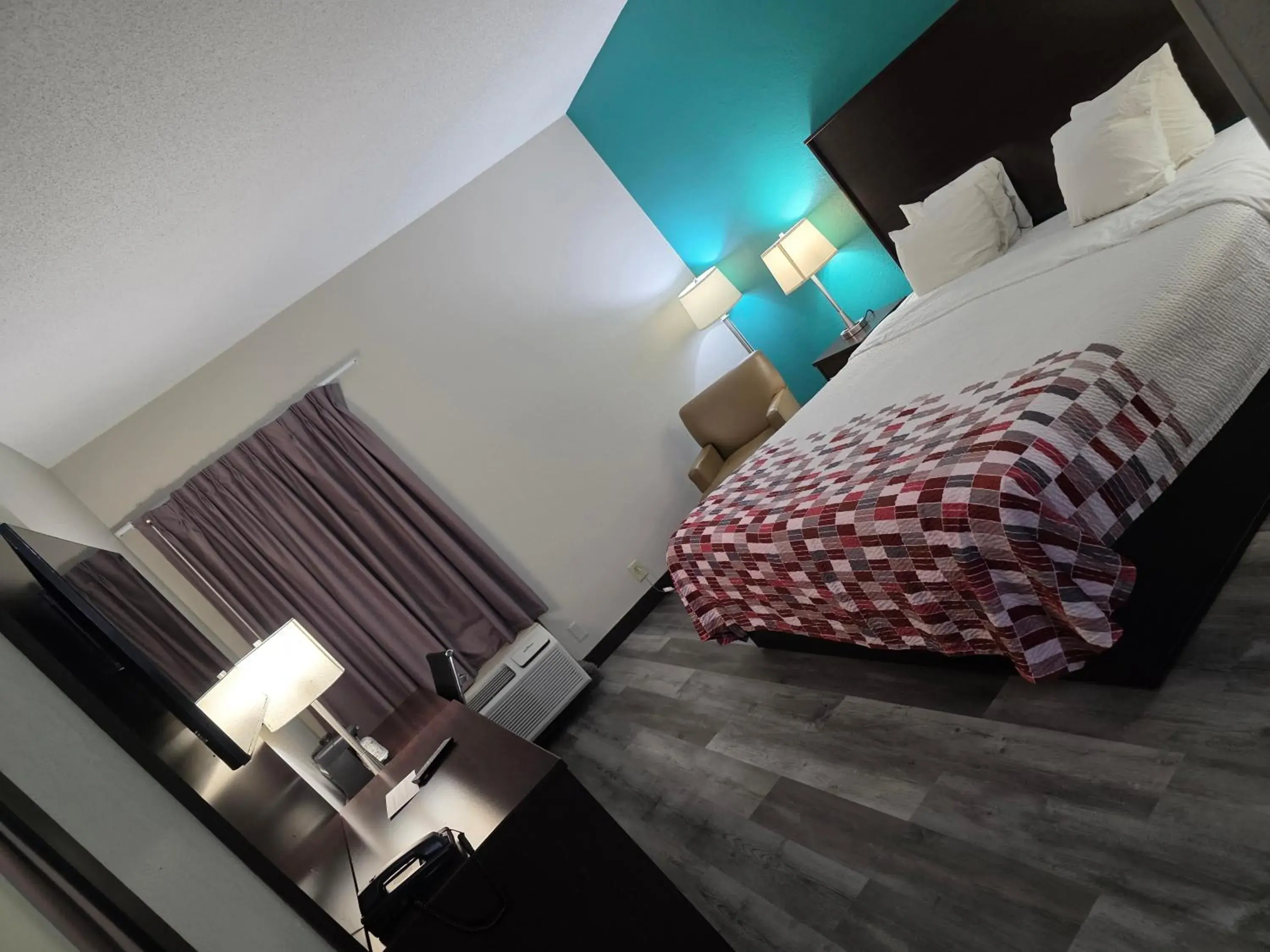 Bed in Sonesta Essential Ames Bed in Sonesta Essential Ames