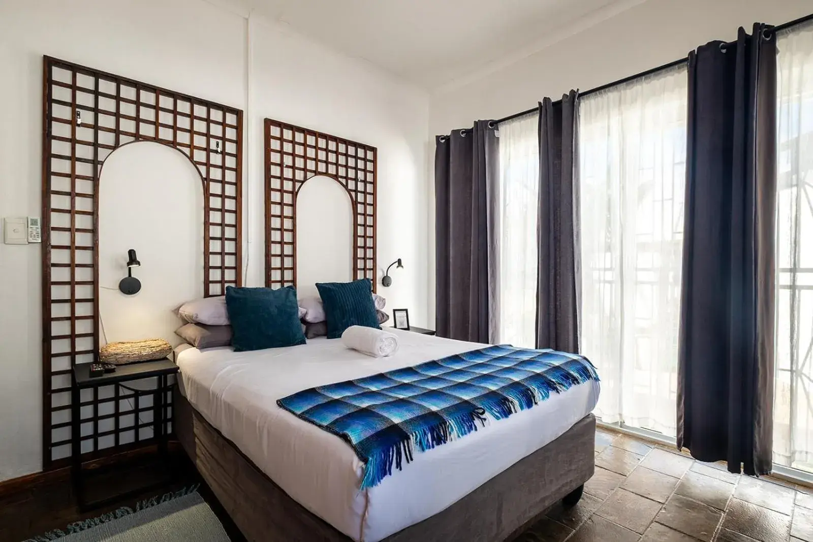 Double or Twin Room with Bathroom - single occupancy in Kate's Nest Guesthouse & Backpackers Double or Twin Room with Bathroom - single occupancy in Kate's Nest Guesthouse & Backpackers