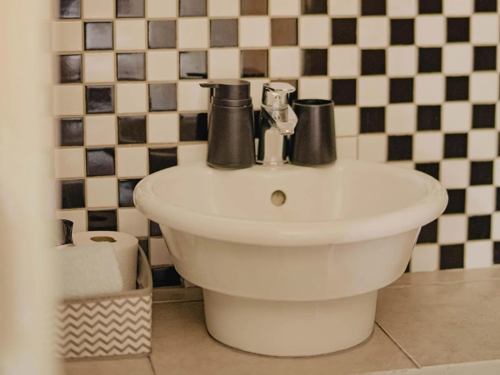 Bathroom in Kate's Nest Guesthouse & Backpackers