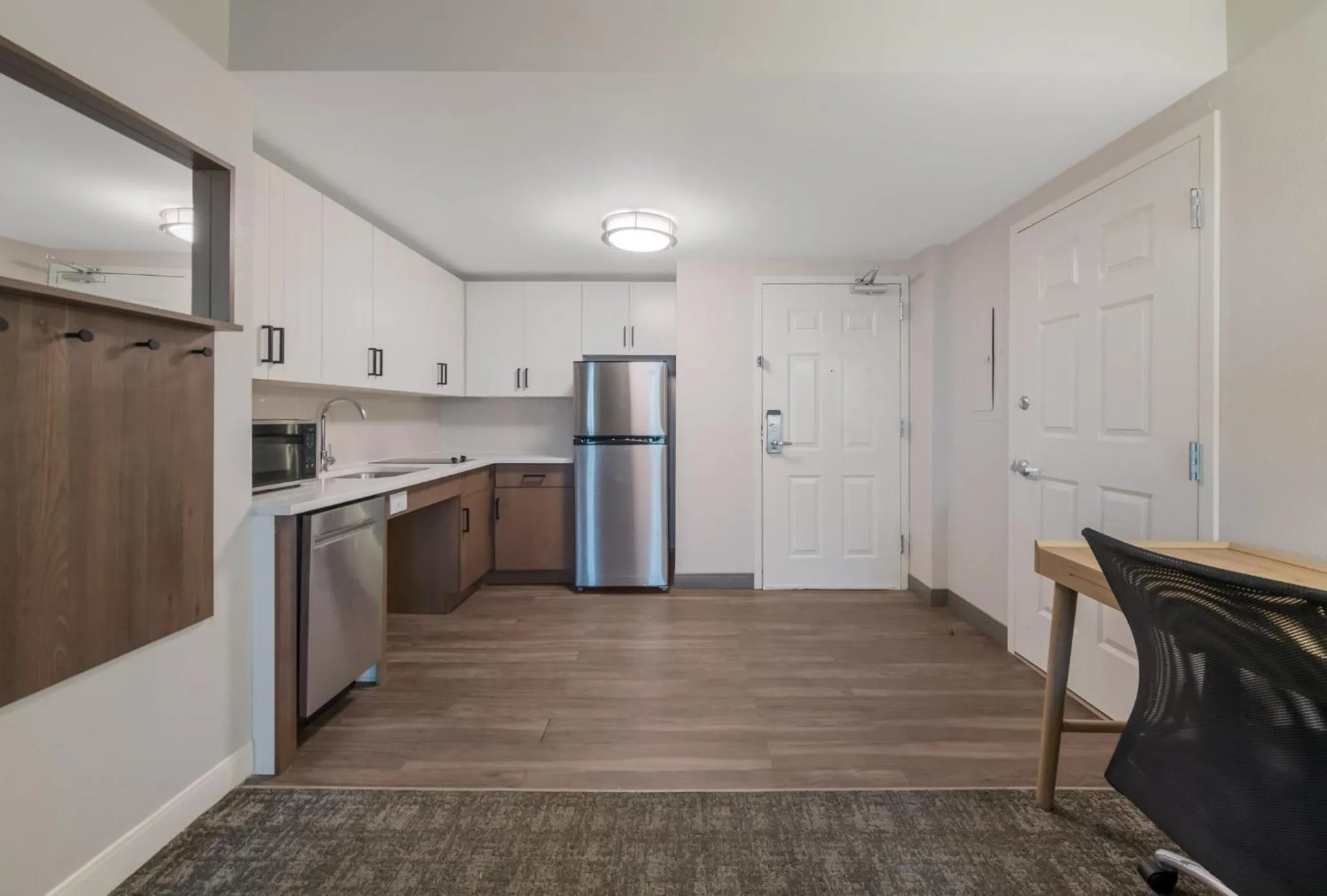 Photo of the whole room in Staybridge Suites Chesapeake-Virginia Beach by IHG