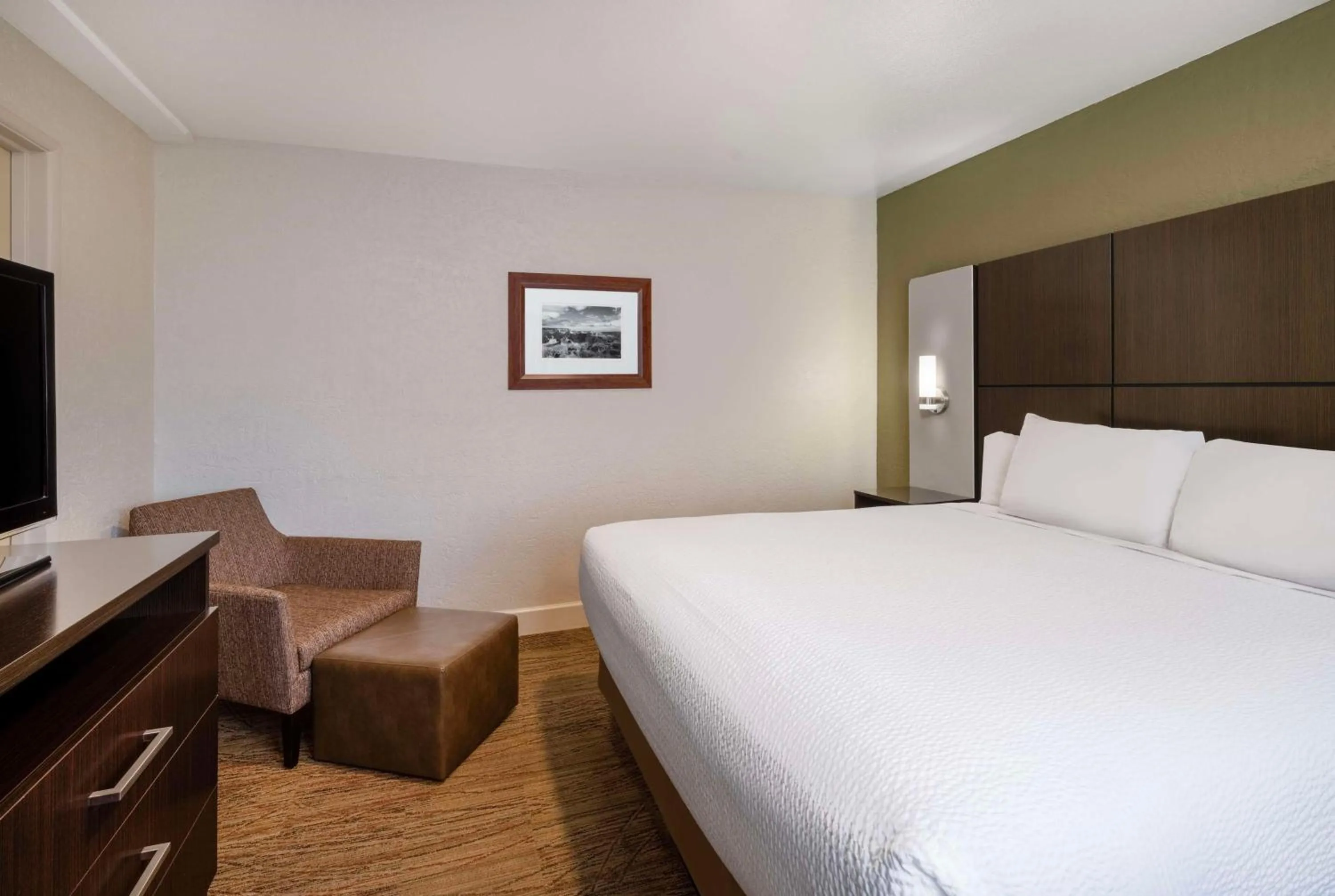 Bedroom, Bed in Best Western Pony Soldier Inn & Suites