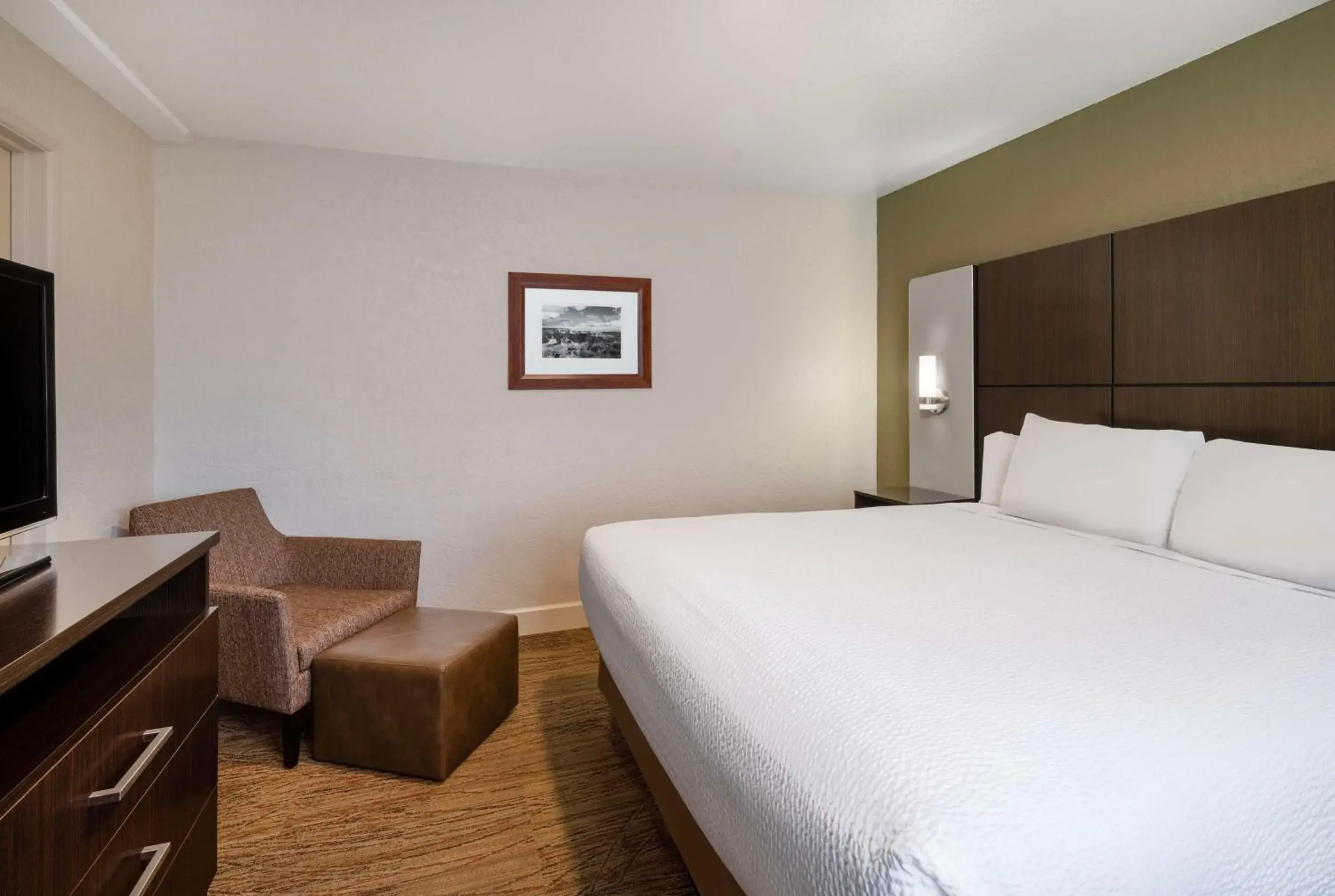 Bedroom, Bed in Best Western Pony Soldier Inn & Suites Bedroom, Bed in Best Western Pony Soldier Inn & Suites